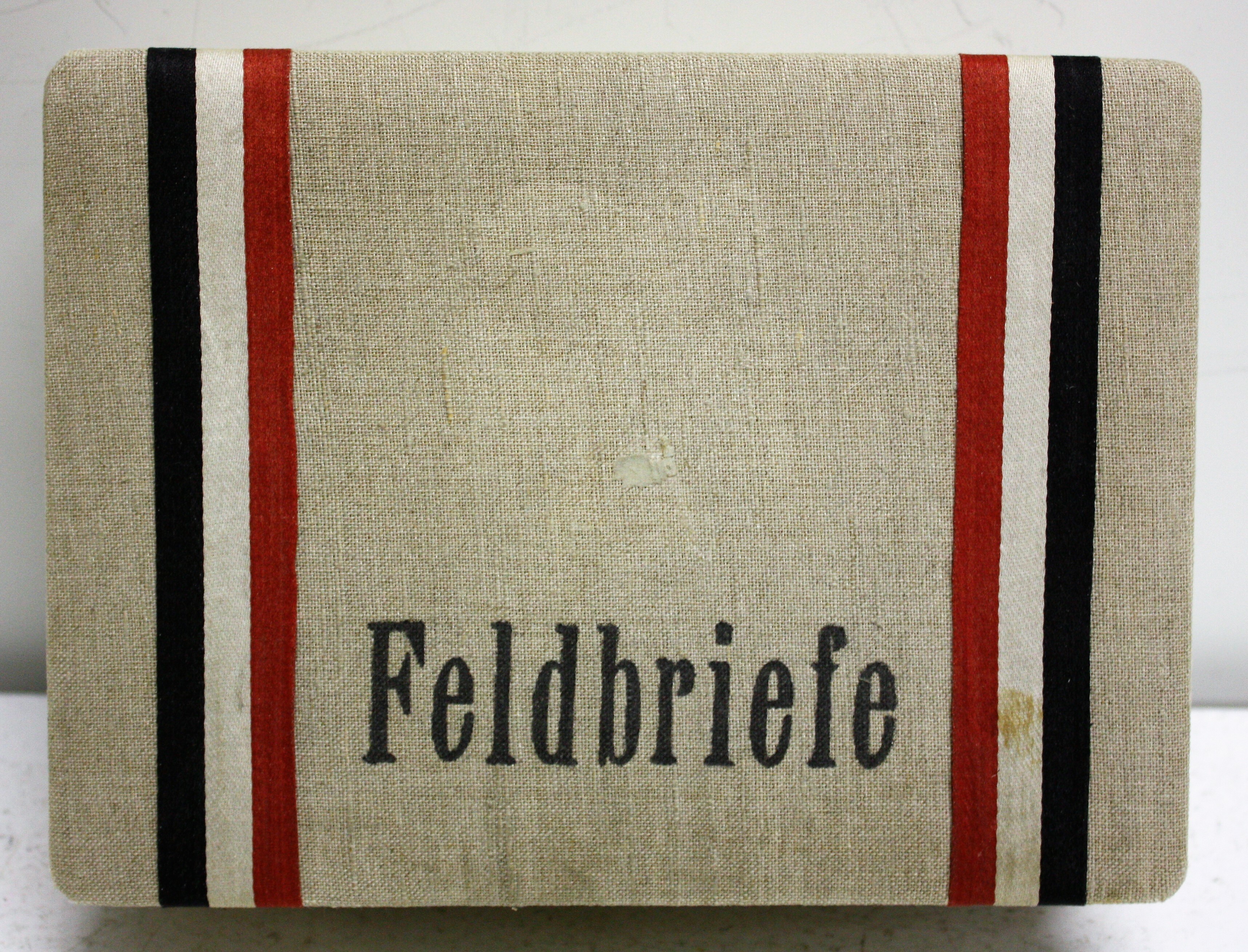 Schatulle "Feldbriefe" (Museum für Sepulkralkultur CC BY-NC-SA)