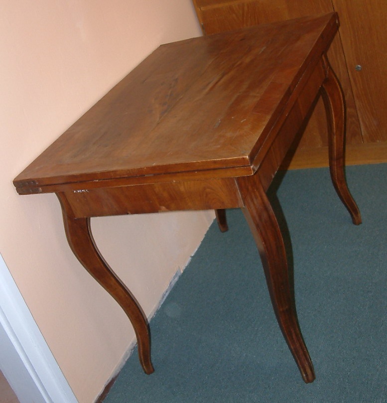 Asztal, keményfa (Erkel Ferenc Múzeum, Gyula CC BY-NC-SA)
