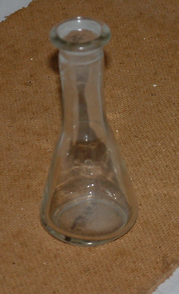 1/2 dl-es pálinkásüveg (Erkel Ferenc Múzeum, Gyula CC BY-NC-SA)