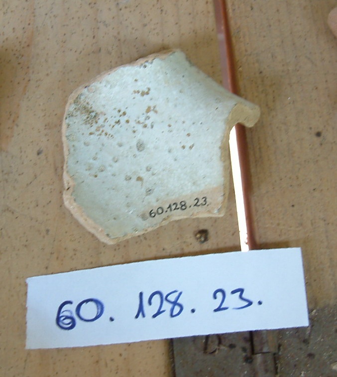 Kis fazék perem-váll töredéke (Erkel Ferenc Múzeum, Gyula CC BY-NC-SA)
