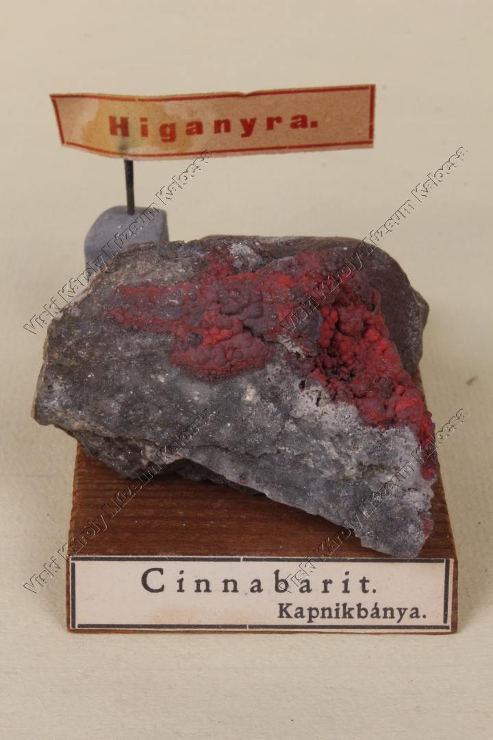 cinnabarit (Viski Károly Múzeum Kalocsa RR-F)
