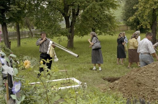 Ortodox temetés (MTA BTK Néprajztudományi Intézet CC BY-NC-SA)