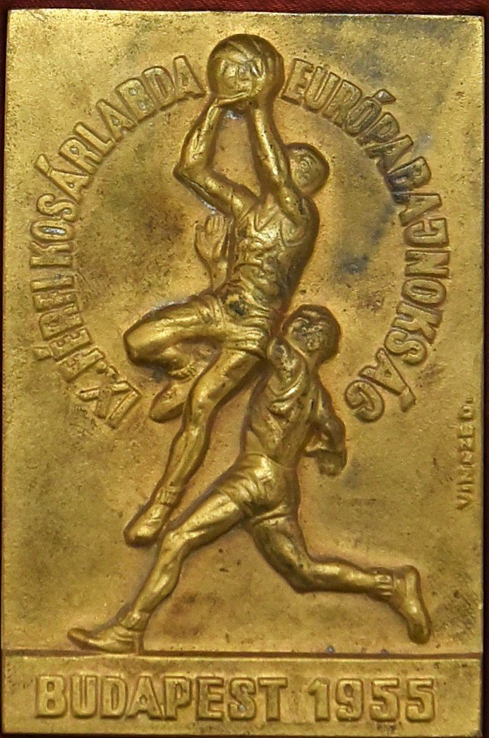 IX. férfi Eb Budapest 1955 aranyérme (plakett) (Magyar Kosárlabda-múzeum CC BY-NC-SA)
