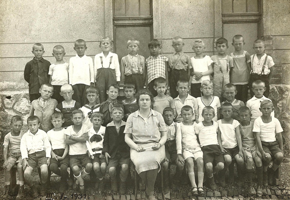 Az Árpád utca iskola III.b fiú osztálya (1931) (Promontor - Budafoki Polgárok Gyűjteménye CC BY-NC-SA)