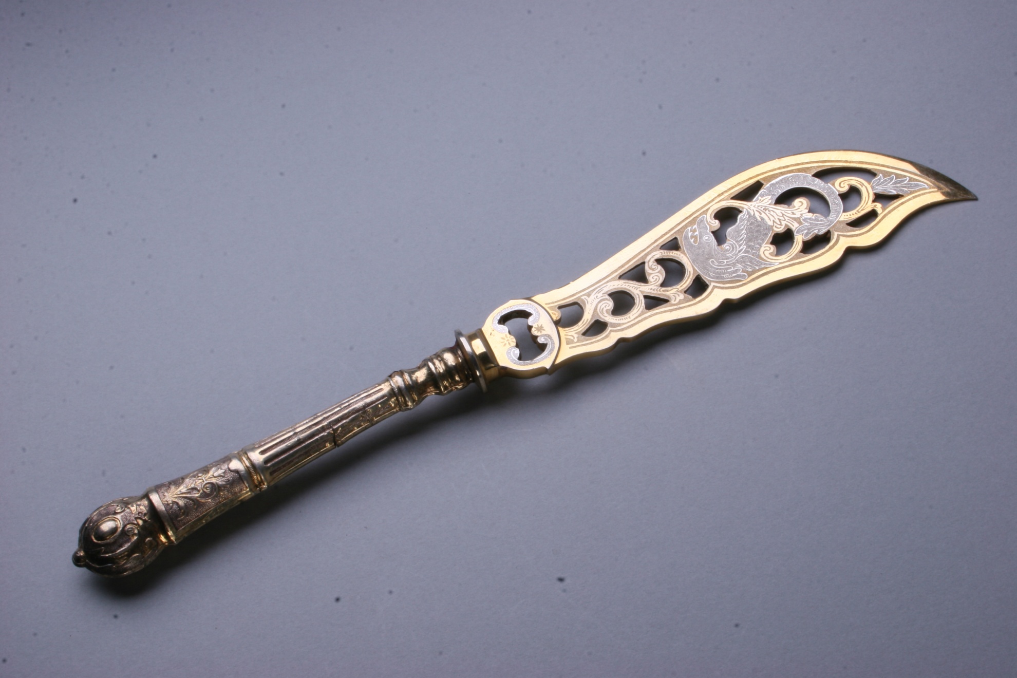 Haltálaló kés (Magyar Kereskedelmi és Vendéglátóipari Múzeum CC BY-NC-SA)