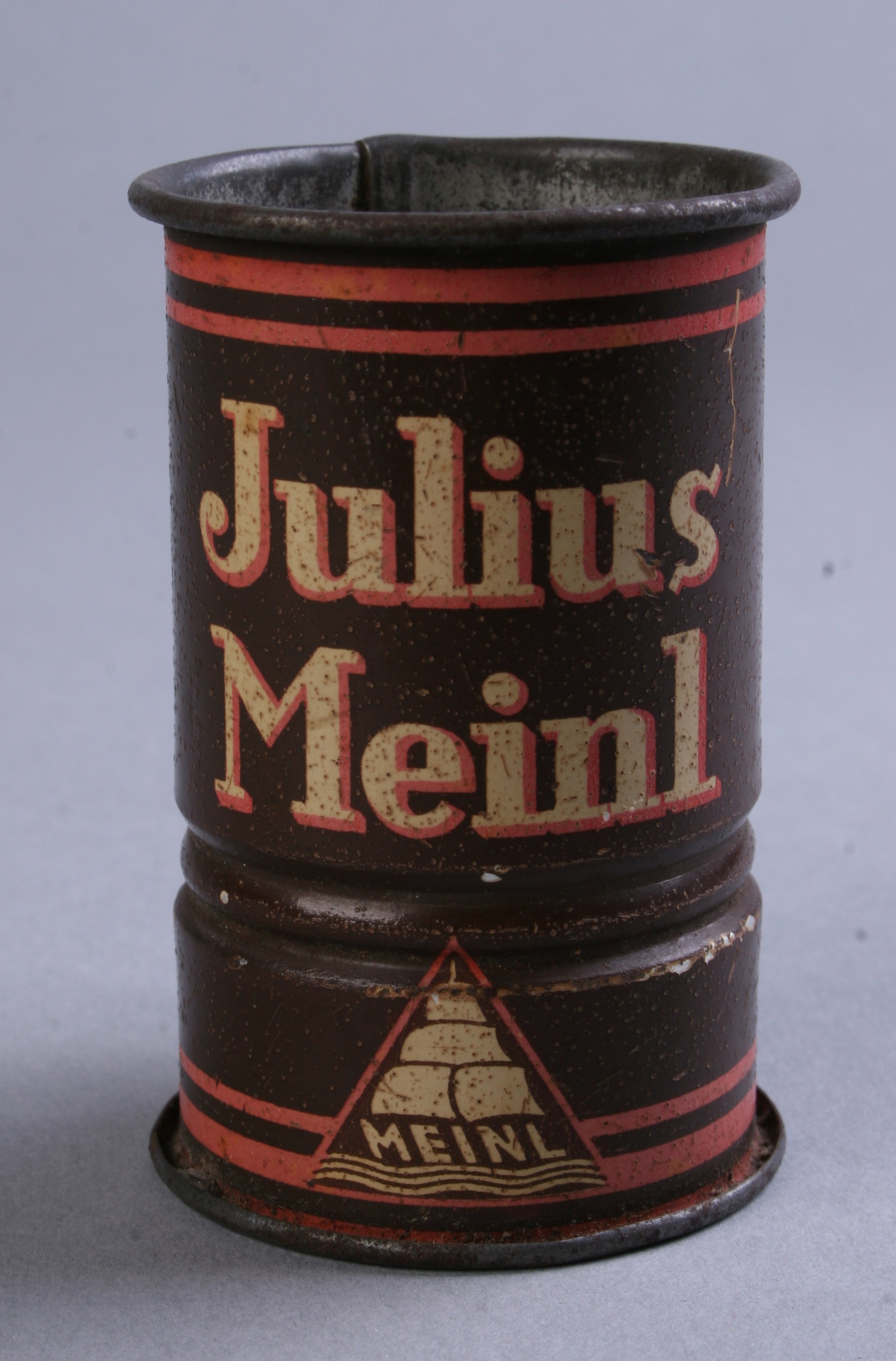 Meinl féle kávéadagoló mérőedény, mérce (Magyar Kereskedelmi és Vendéglátóipari Múzeum CC BY-NC-SA)