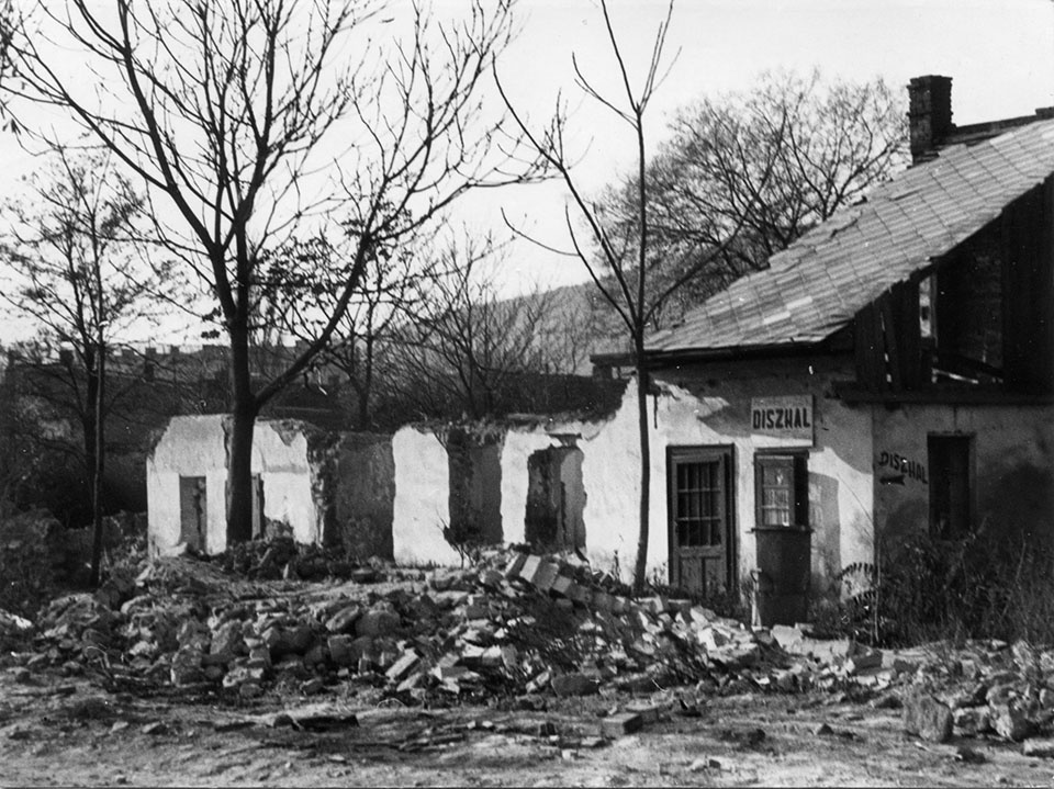 Omladozó épületről készült felvétel (Óbudai Múzeum CC BY-NC-SA)