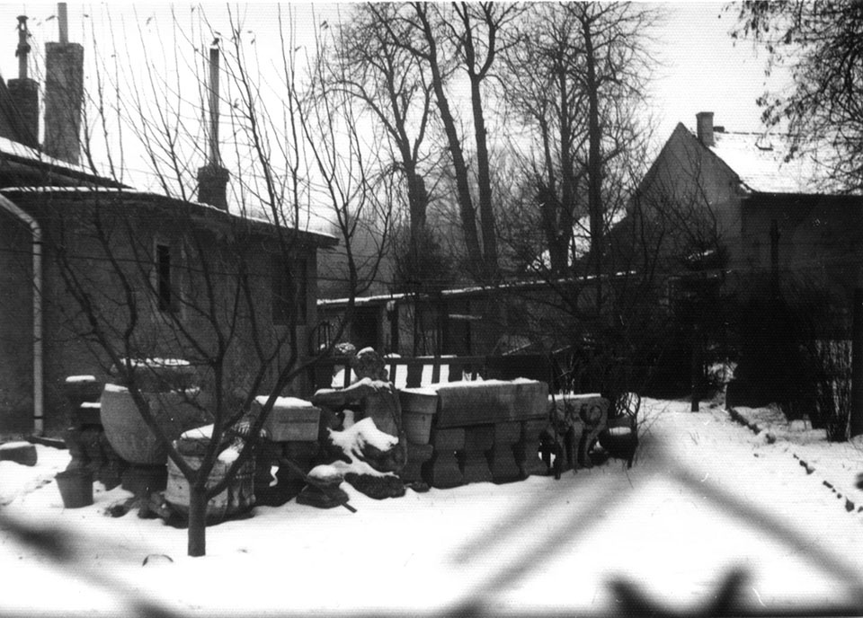 Ház udvaráról készített felvétel (Óbudai Múzeum CC BY-NC-SA)