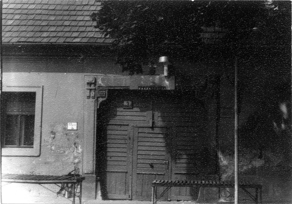 Földszintes lakóház utcafronti felvétele (Óbudai Múzeum CC BY-NC-SA)