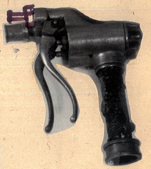Schütz-féle pisztolylövőke 30 mm-es anyacsavar csatlakozóval (Katasztrófavédelem Központi Múzeuma CC BY-NC-SA)