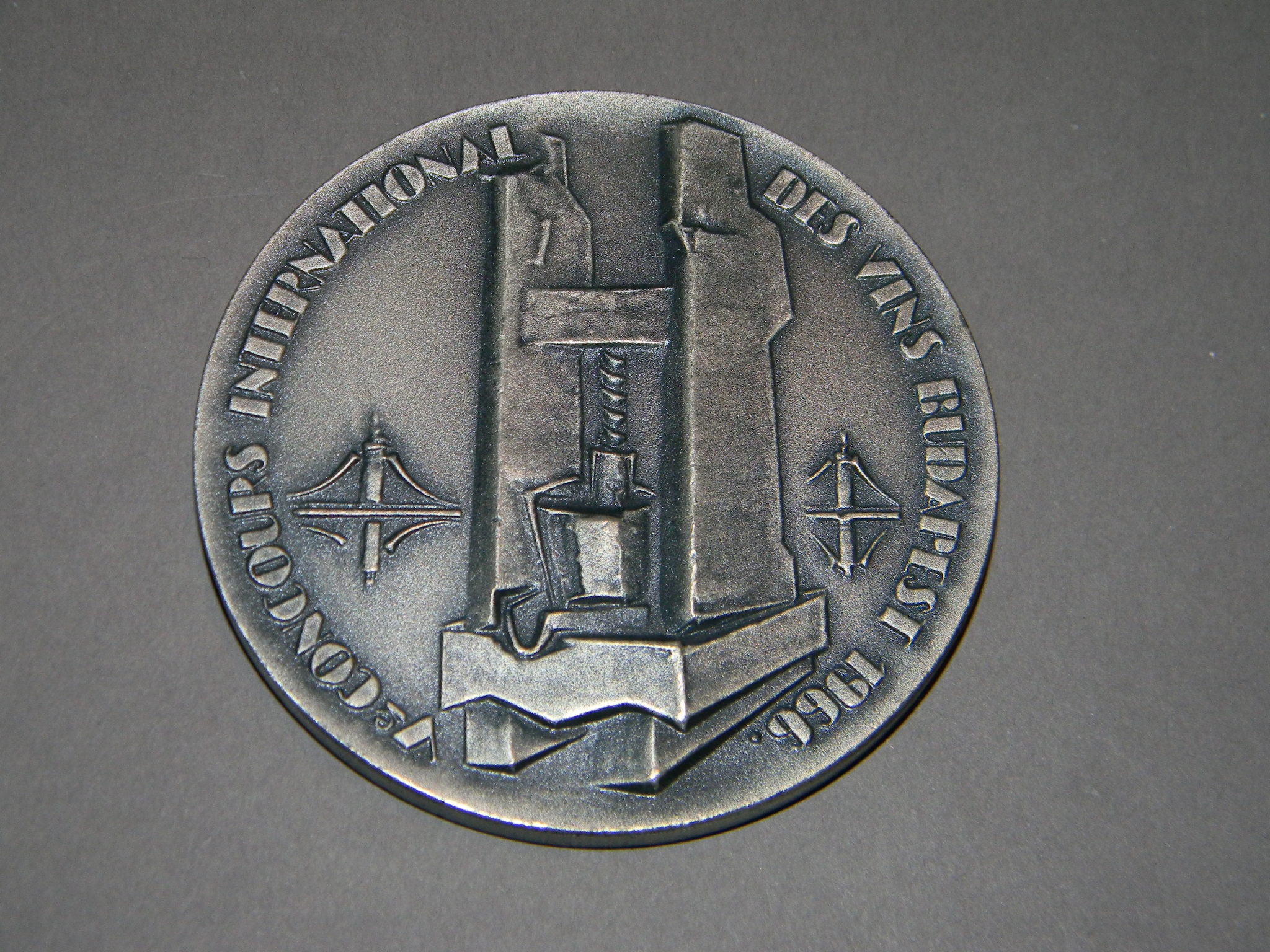 V. Nemzetközi Borverseny Budapest jutalomérme, 1966 (Magyar Kereskedelmi és Vendéglátóipari Múzeum CC BY-NC-SA)