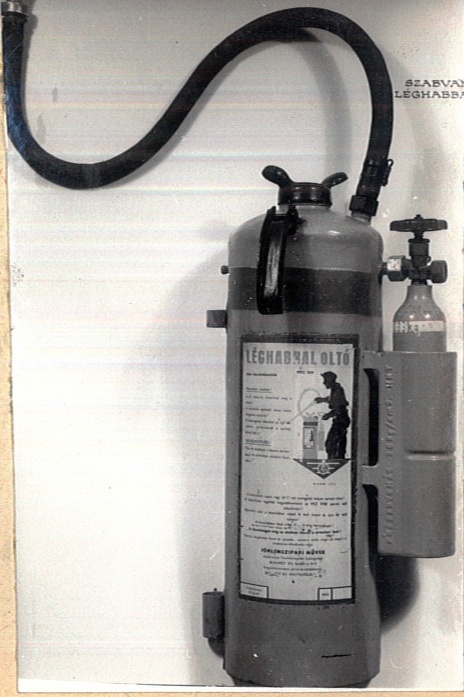 10 literes léghabbal oltó (Katasztrófavédelem Központi Múzeuma CC BY-NC-SA)