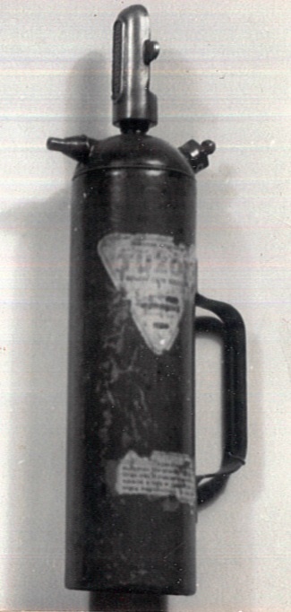 TŰZŐR gázzal oltó (Katasztrófavédelem Központi Múzeuma CC BY-NC-SA)