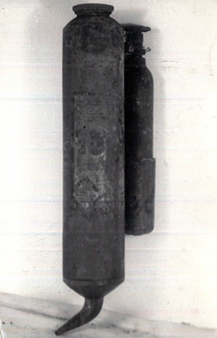 TOTAL porral oltó (Katasztrófavédelem Központi Múzeuma CC BY-NC-SA)