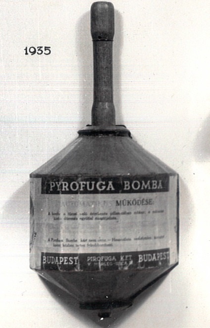 PYROFUGA bomba (Katasztrófavédelem Központi Múzeuma CC BY-NC-SA)