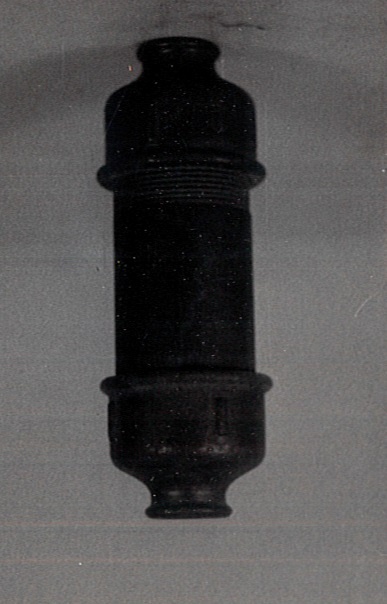 2 3/4 colos berobbanásgátló betét (Katasztrófavédelem Központi Múzeuma CC BY-NC-SA)