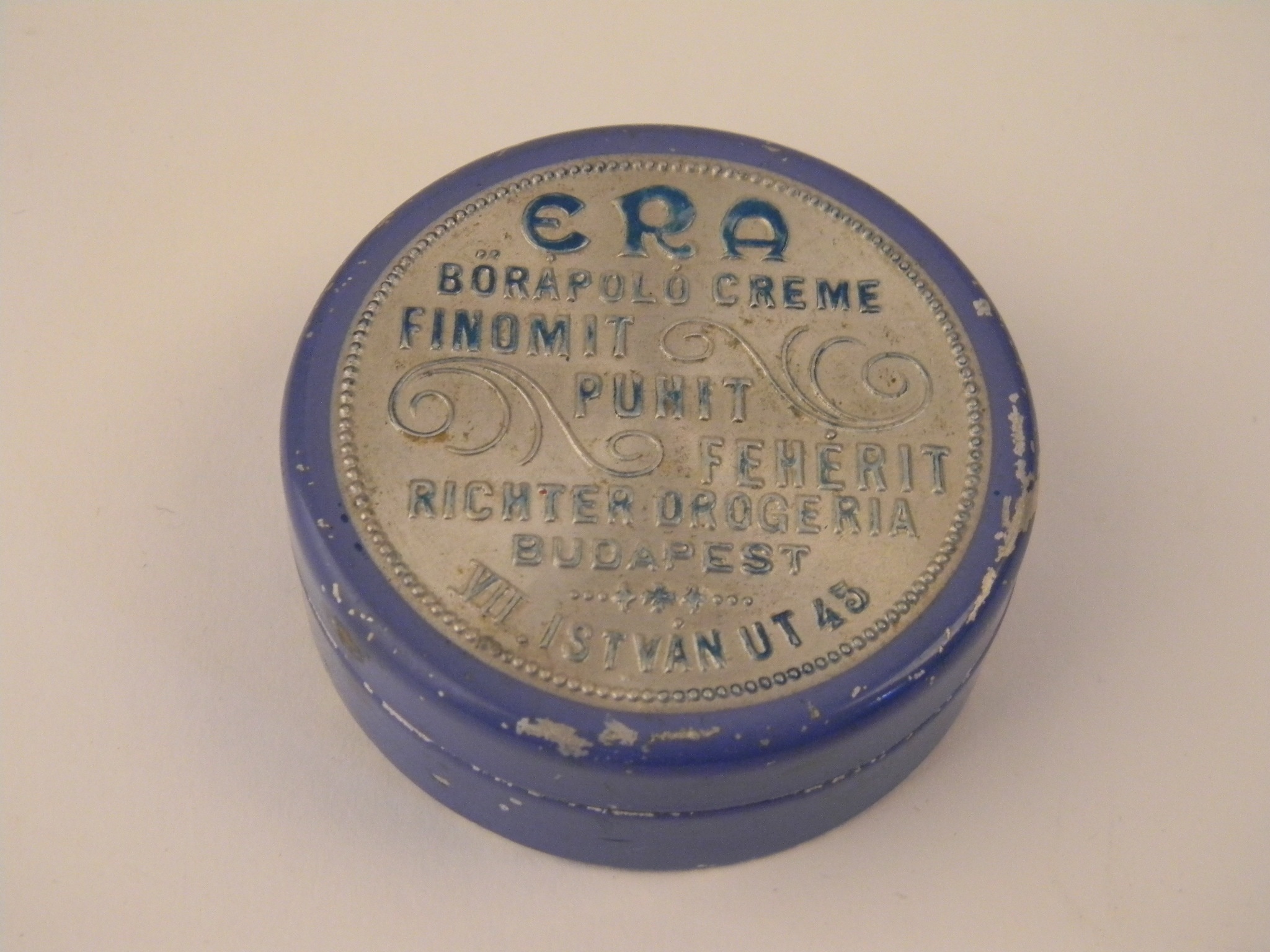 Era bőrápoló krém doboza (Magyar Kereskedelmi és Vendéglátóipari Múzeum CC BY-NC-SA)