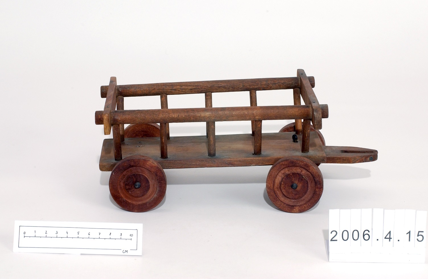 Játék szekér (Óbudai Múzeum CC BY-NC-SA)