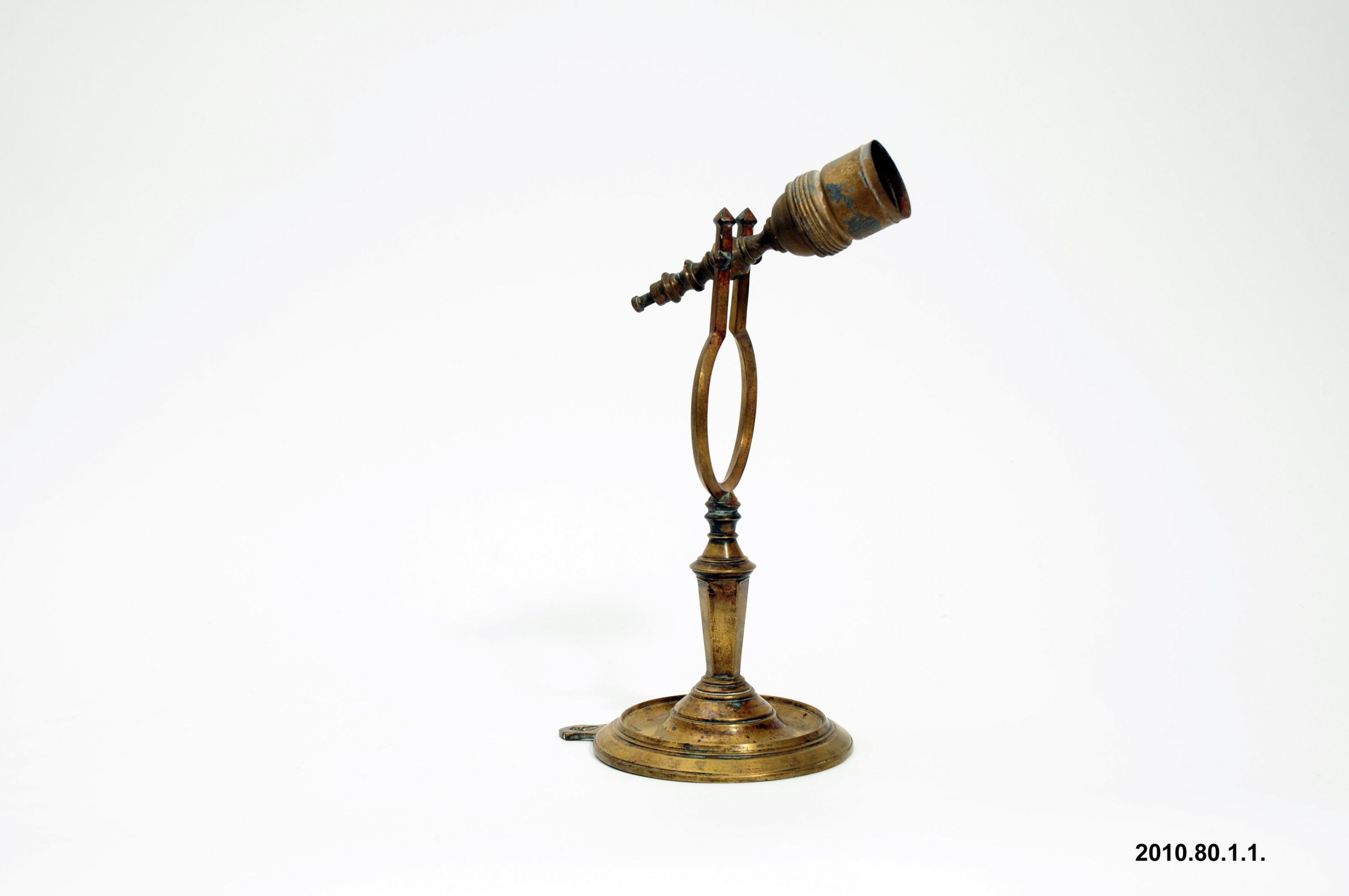 Fali lámpa (Óbudai Múzeum CC BY-NC-SA)