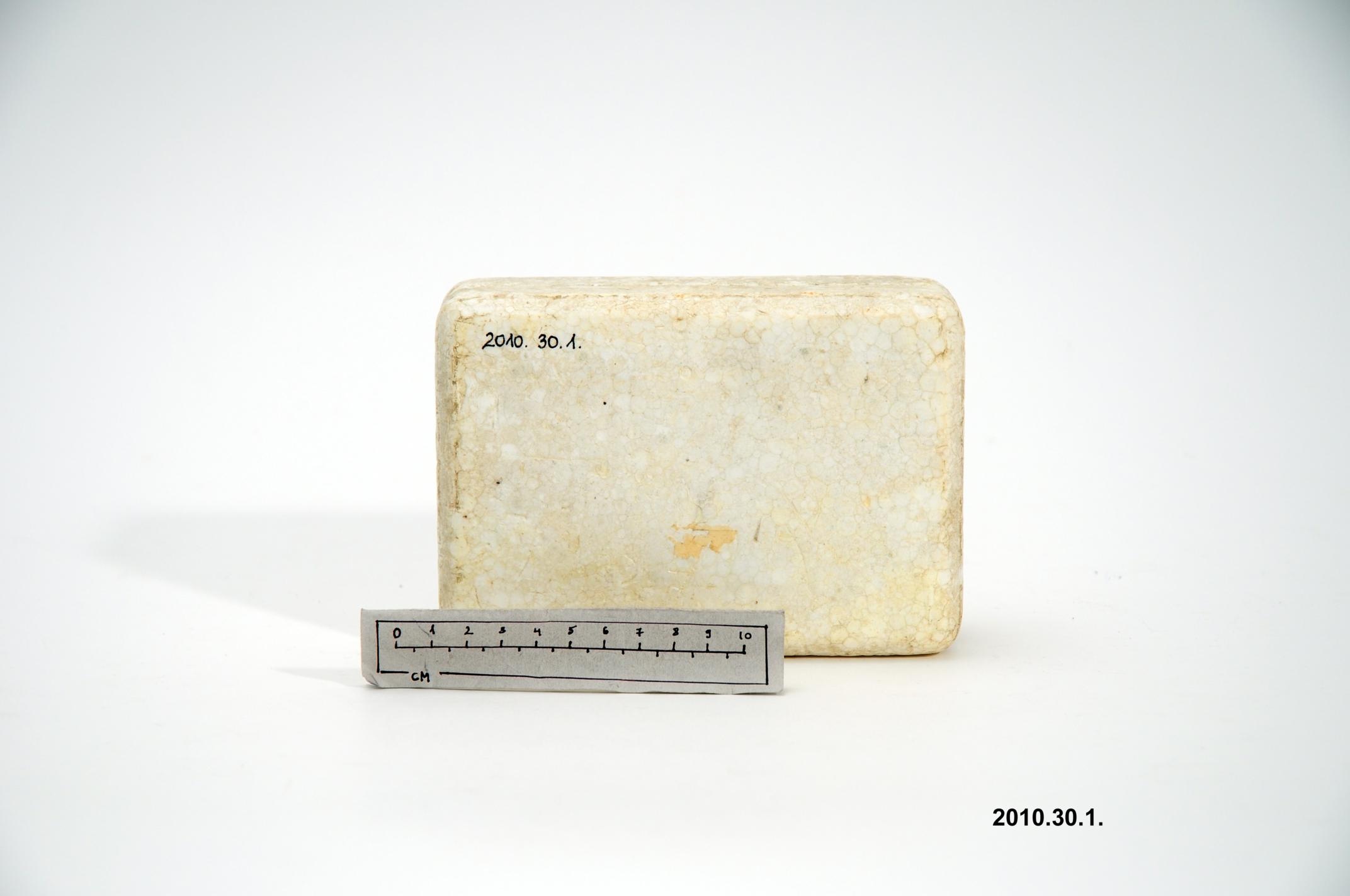 Zsebrádió doboza (Óbudai Múzeum CC BY-NC-SA)