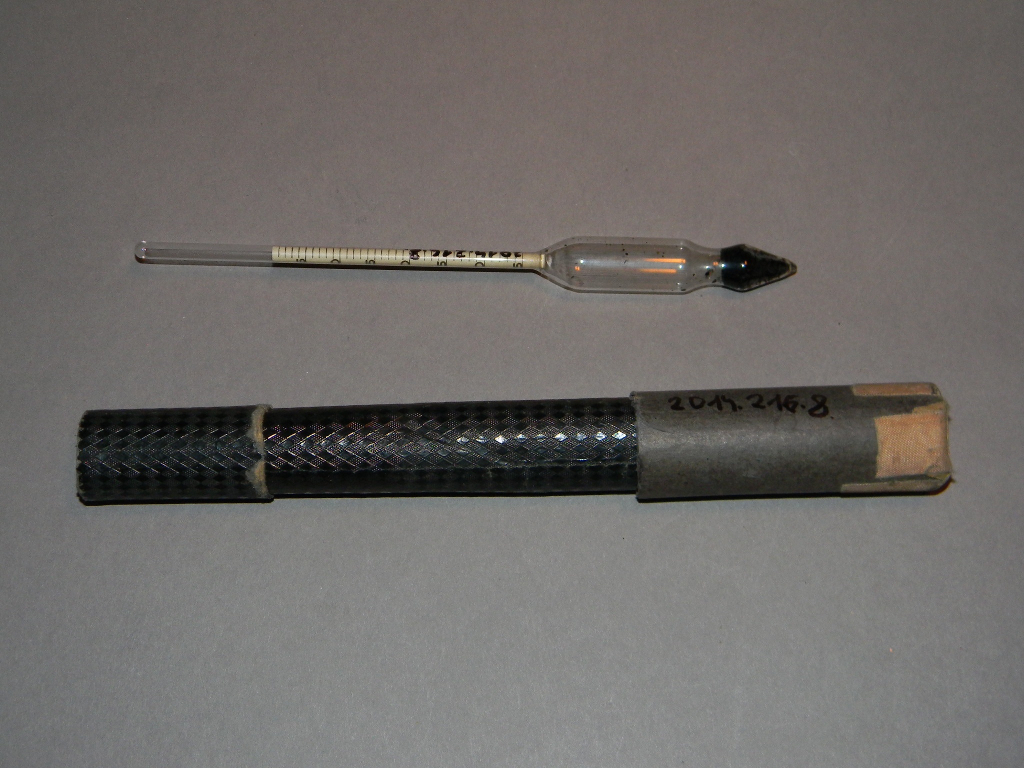 Fajsúlymérő drogista eszköz (Magyar Kereskedelmi és Vendéglátóipari Múzeum CC BY-NC-SA)