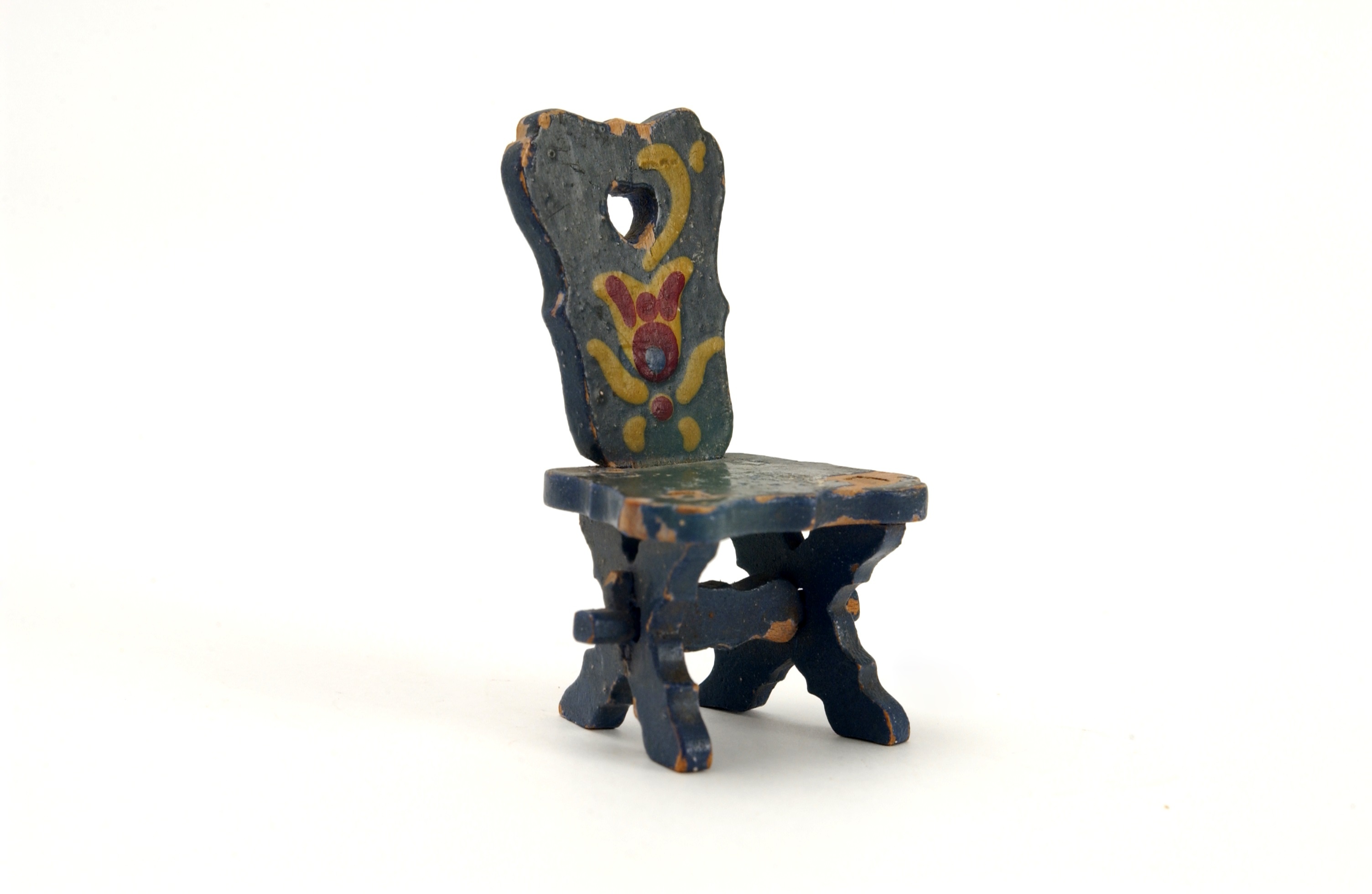 Támlás szék (Óbudai Múzeum CC BY-NC-SA)