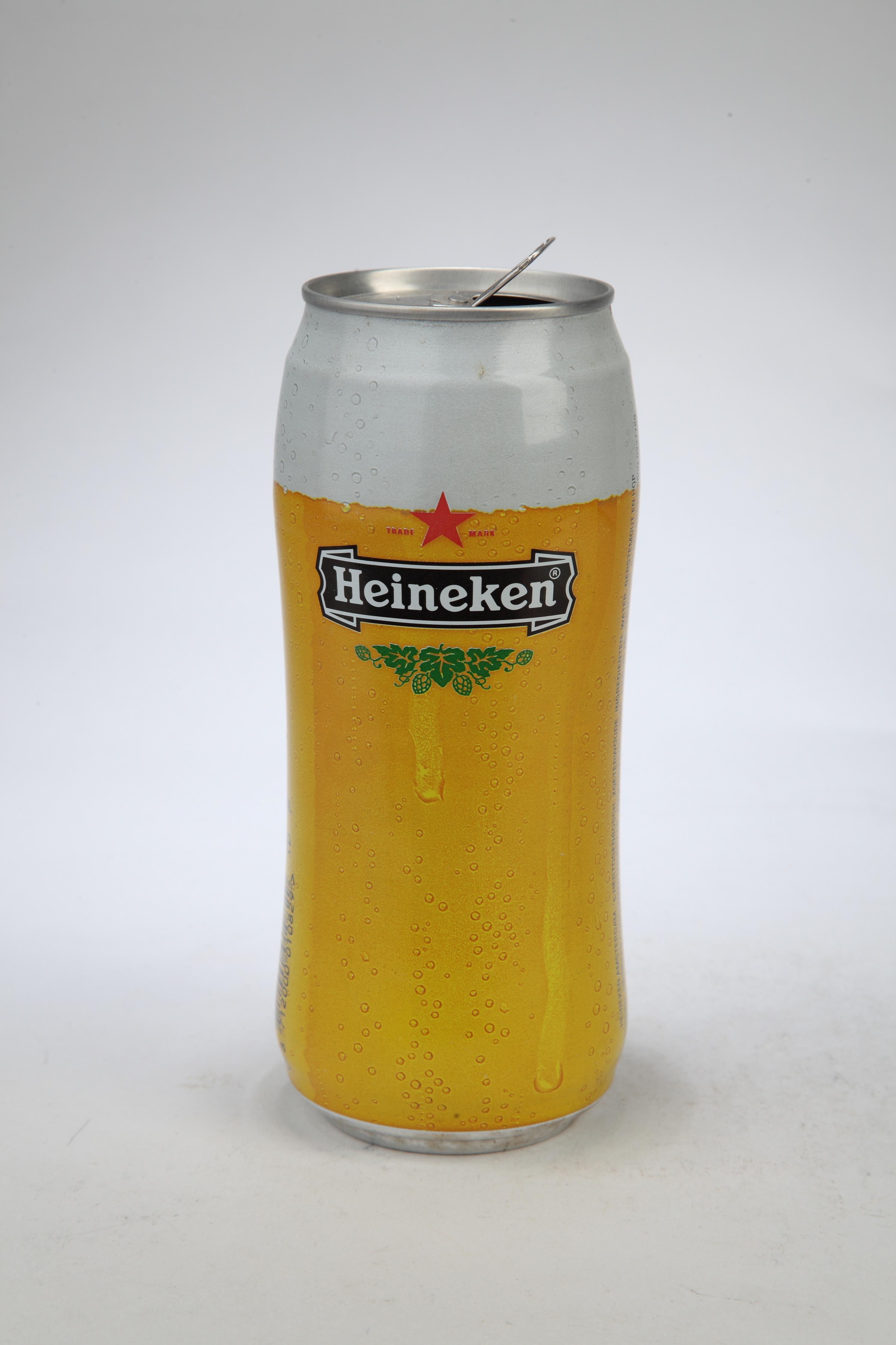 Heineken sörösdoboz (Magyar Kereskedelmi és Vendéglátóipari Múzeum CC BY-NC-SA)
