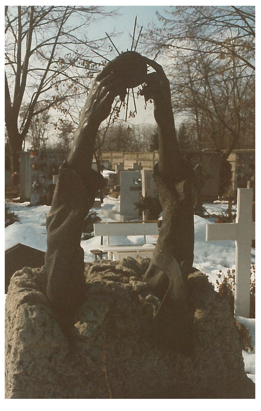 Temetői képek:  Kiss István sírja (3) (Nemzeti Örökség Intézete – Kegyeleti Múzeum CC BY-NC-SA)