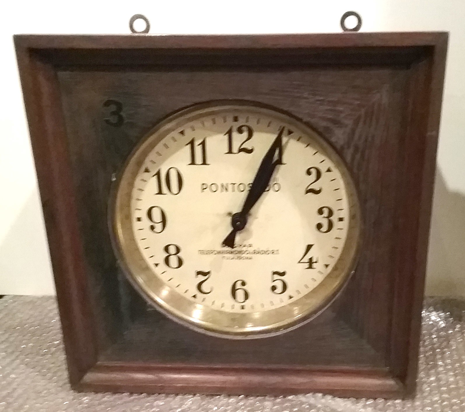 Pontos idő óra (Postamúzeum CC BY-NC-SA)