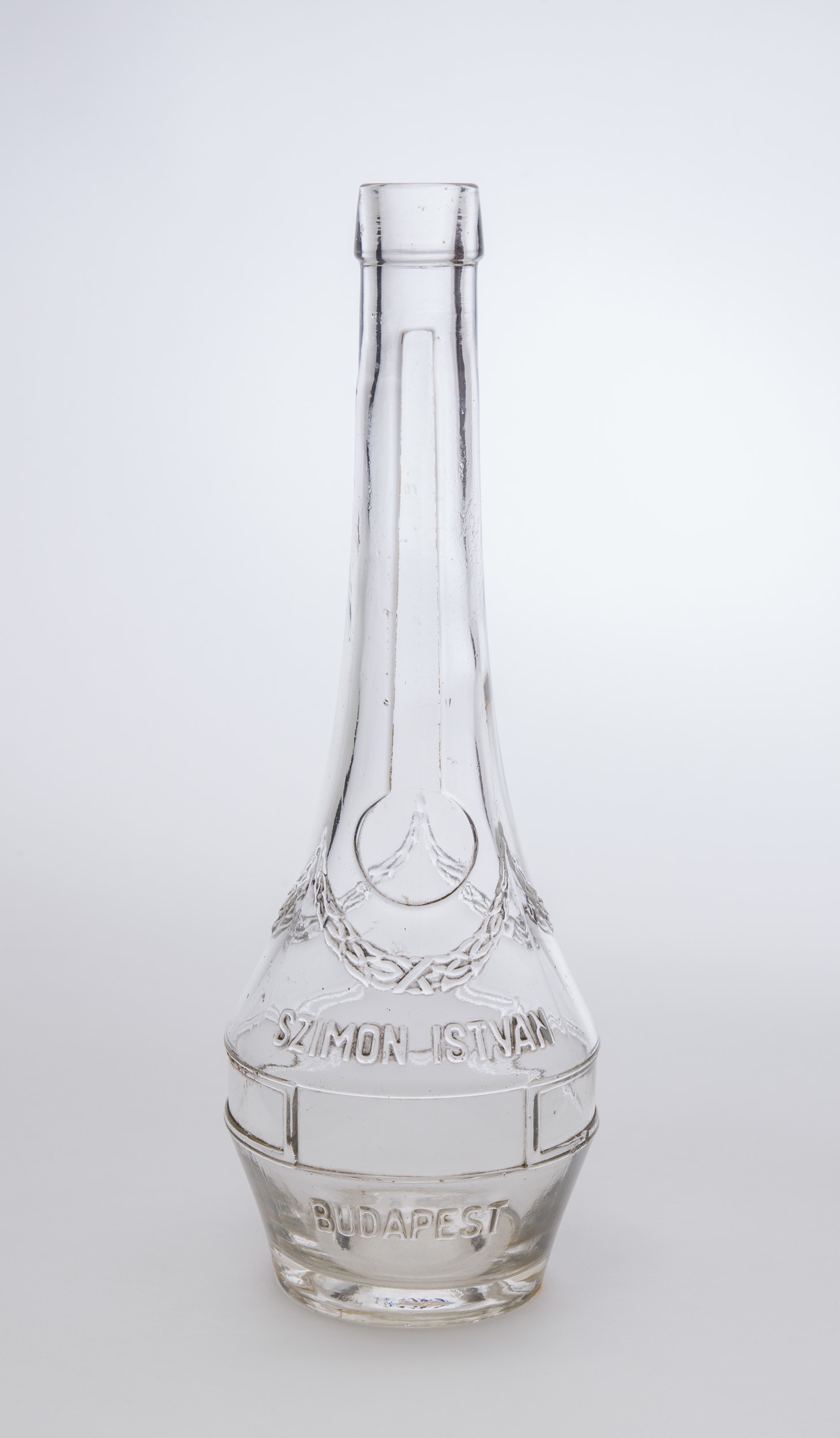 Palack, szeszes üveg (Magyar Kereskedelmi és Vendéglátóipari Múzeum CC BY-NC-SA)