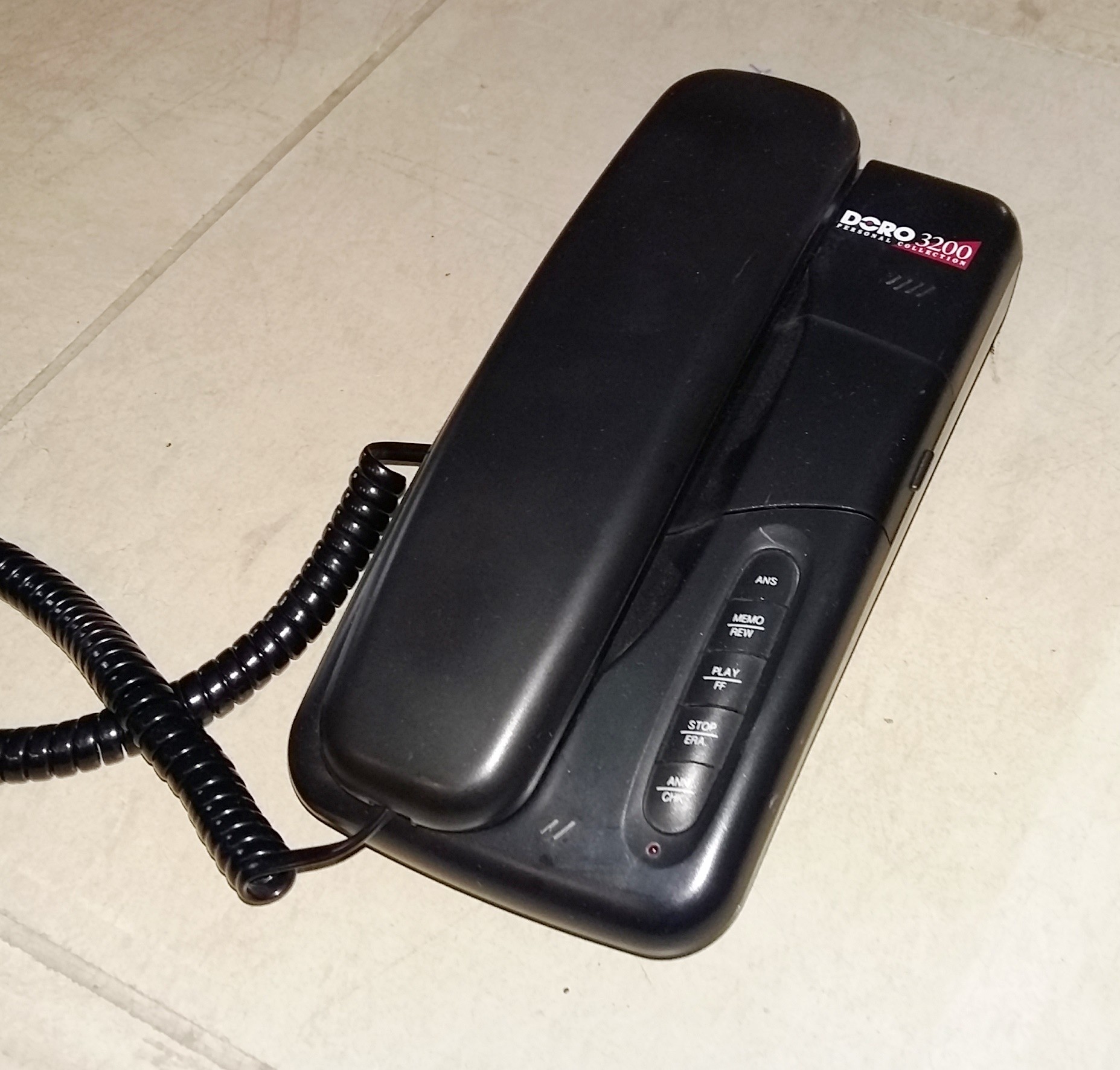 DORO 3200 üzenetrögzítős telefonkészülék, CB S. (Postamúzeum CC BY-NC-SA)