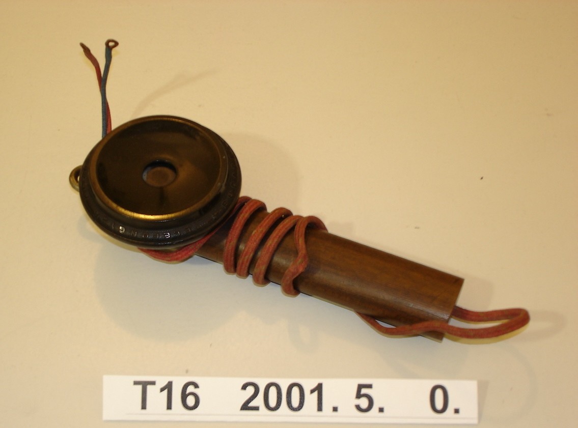 Kanálhallgató (Telefongyár felirattal) (Postamúzeum CC BY-NC-SA)