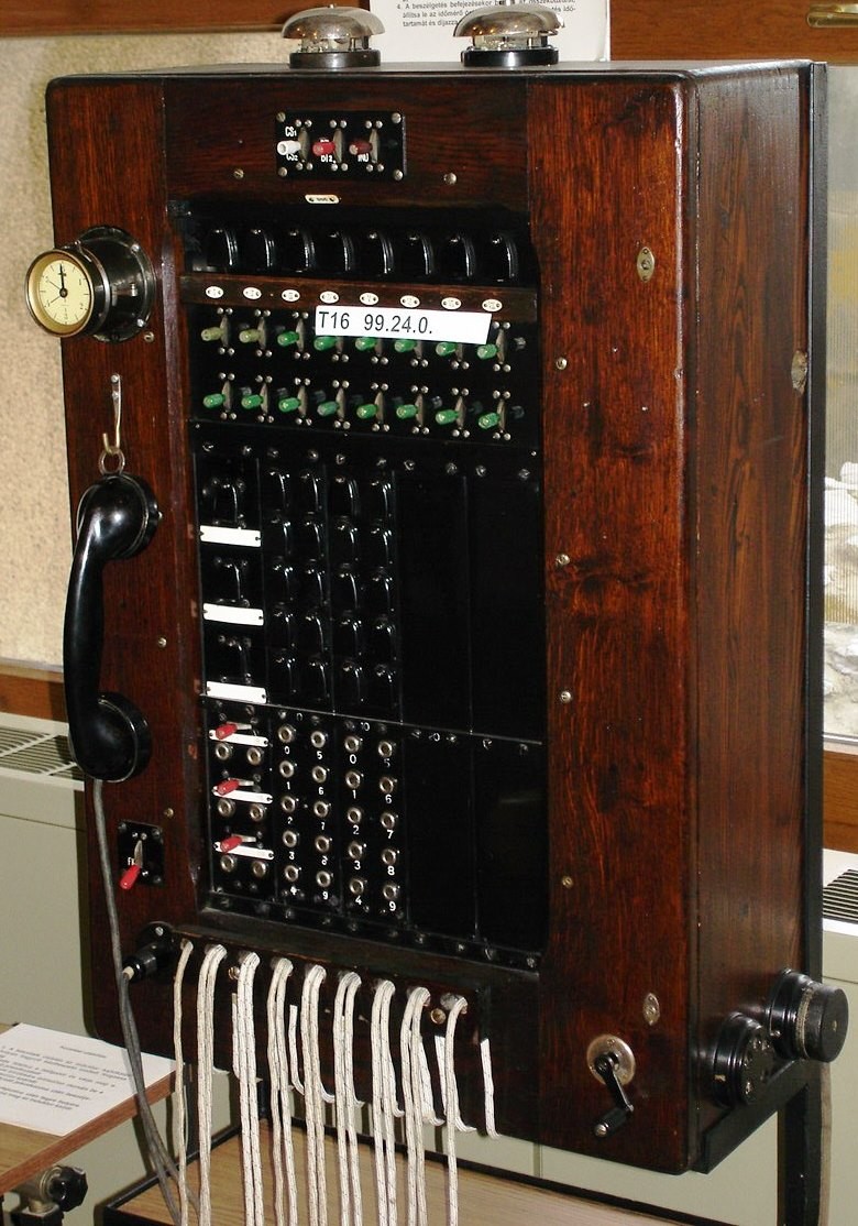 LB 20-as vertikális kapcsoló (Postamúzeum CC BY-NC-SA)