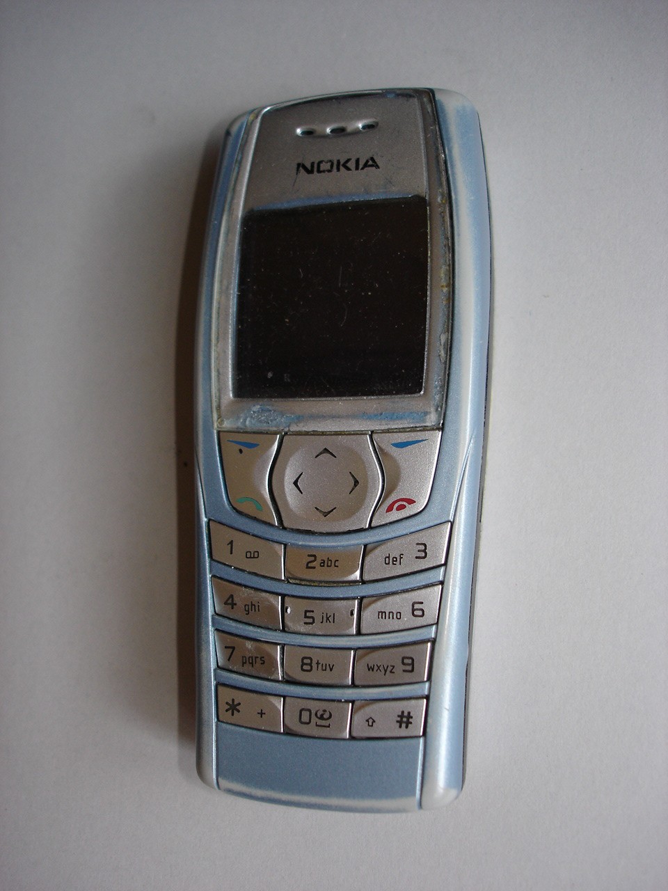 NOKIA 6610i mobiltelefon (Postamúzeum CC BY-NC-SA)