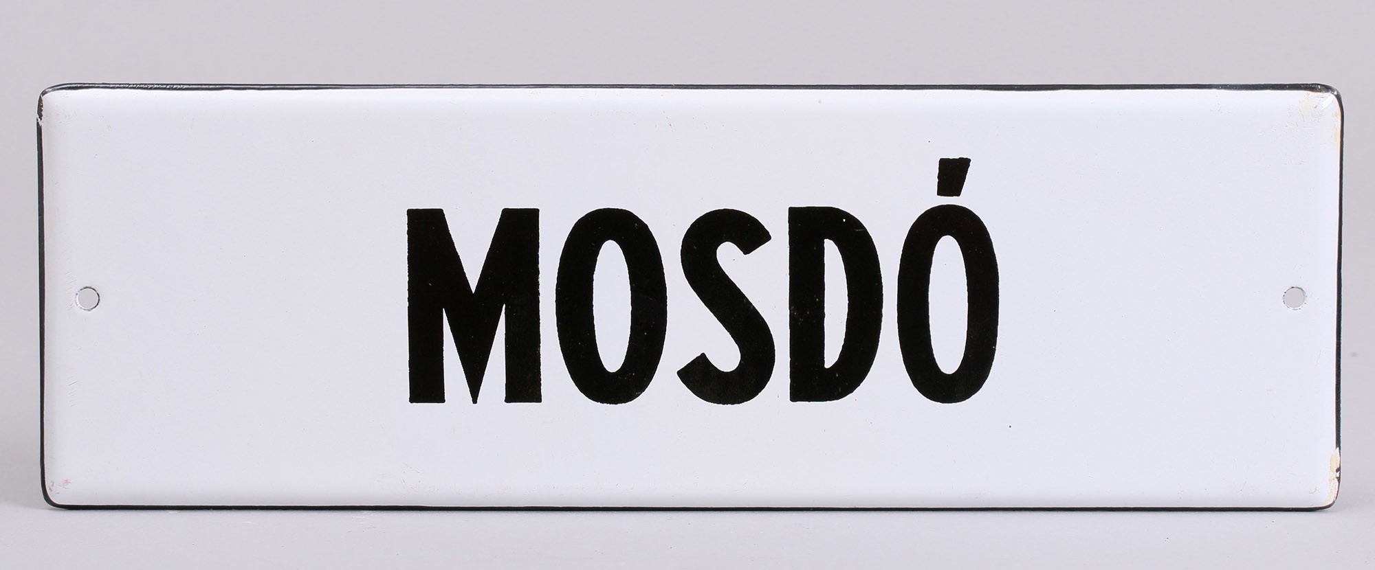Zománctáblák „MOSDÓ” (Postamúzeum CC BY-NC-SA)