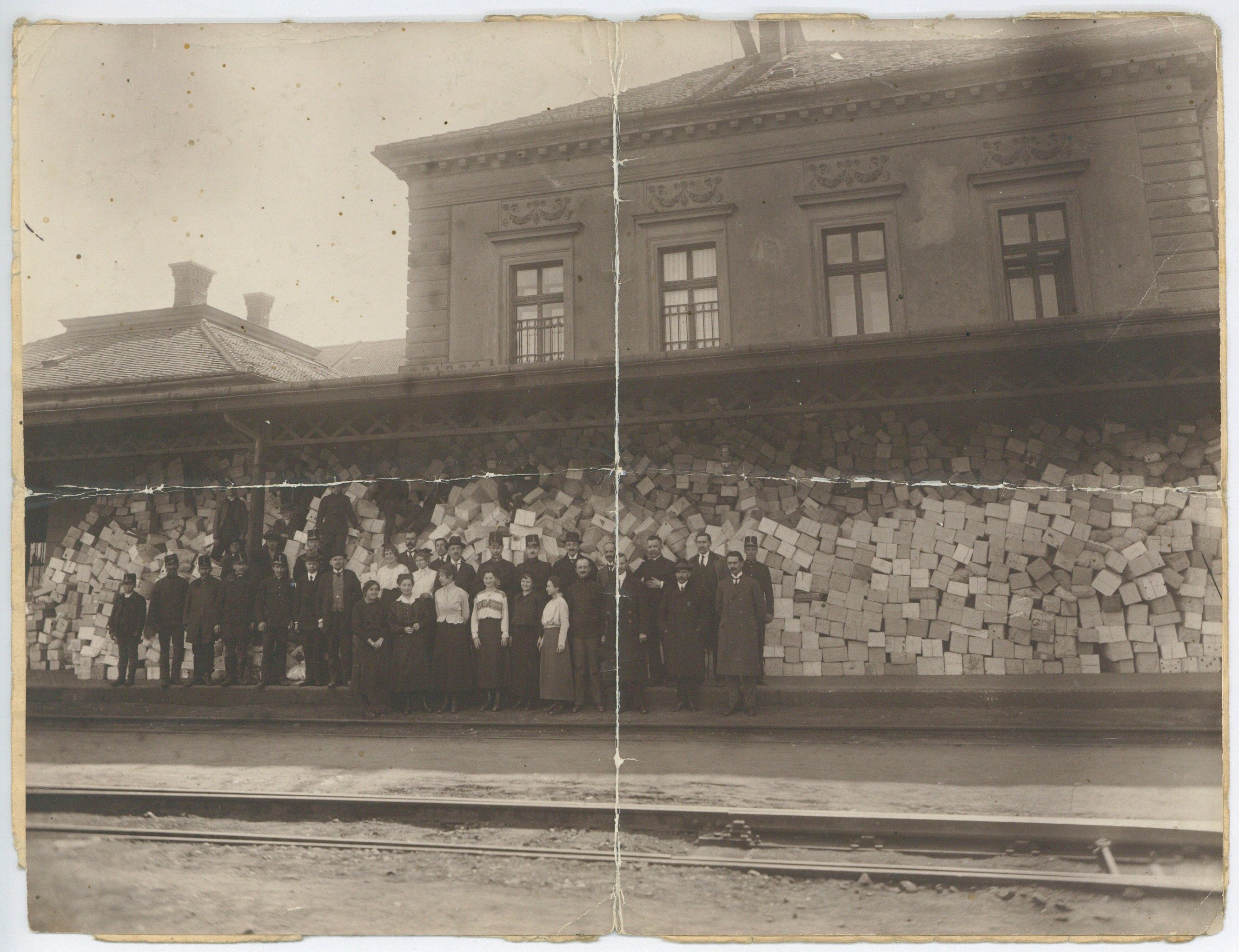 Hadifogoly csomagforgalom Brassó 2. sz. m. kir. ph.-nál 1916-ban a román betörés előtt (Postamúzeum CC BY-NC-SA)