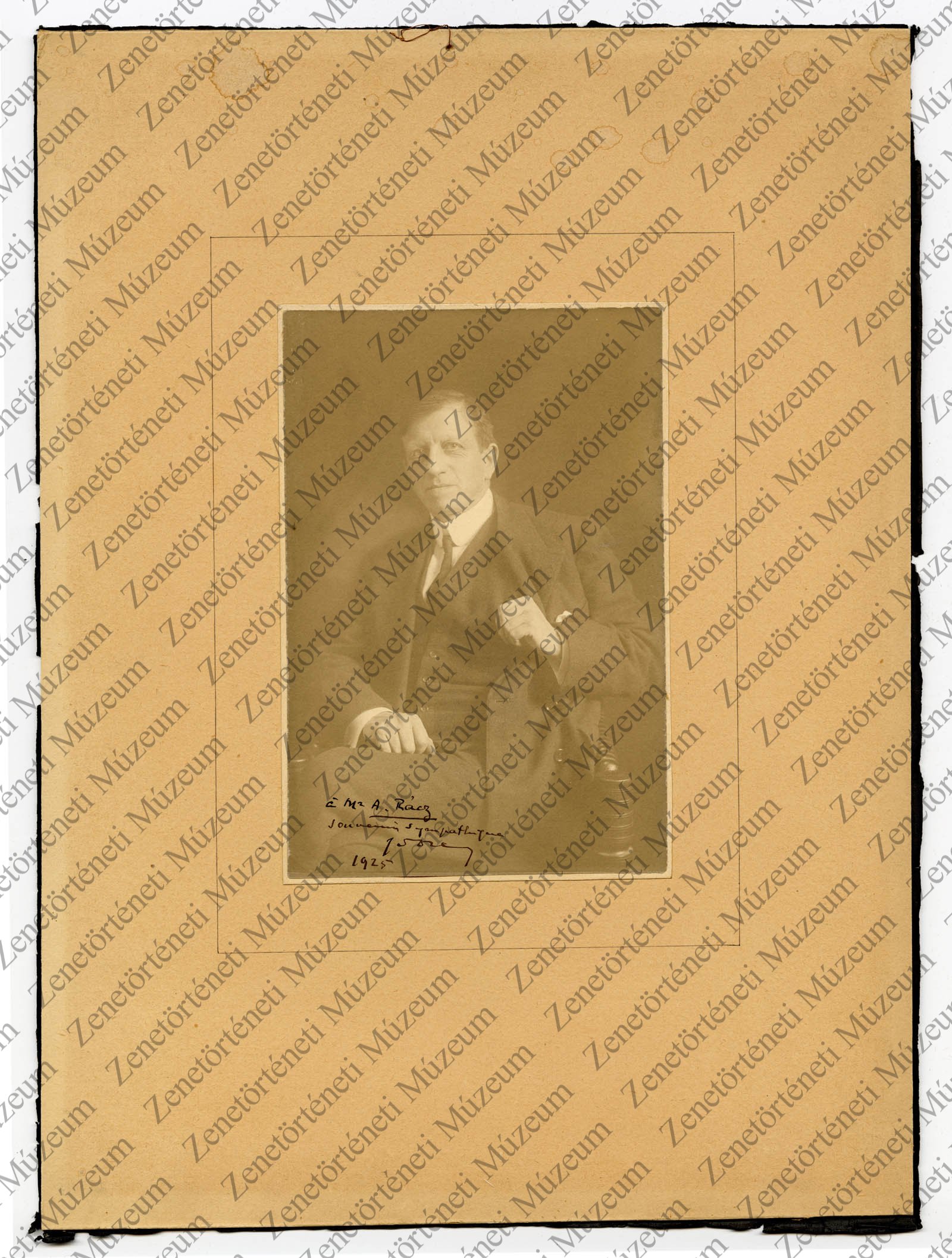 Gustave Doret zeneszerző Rácz Aladárnak dedikált fényképe (Zenetörténeti Múzeum CC BY-NC-SA)