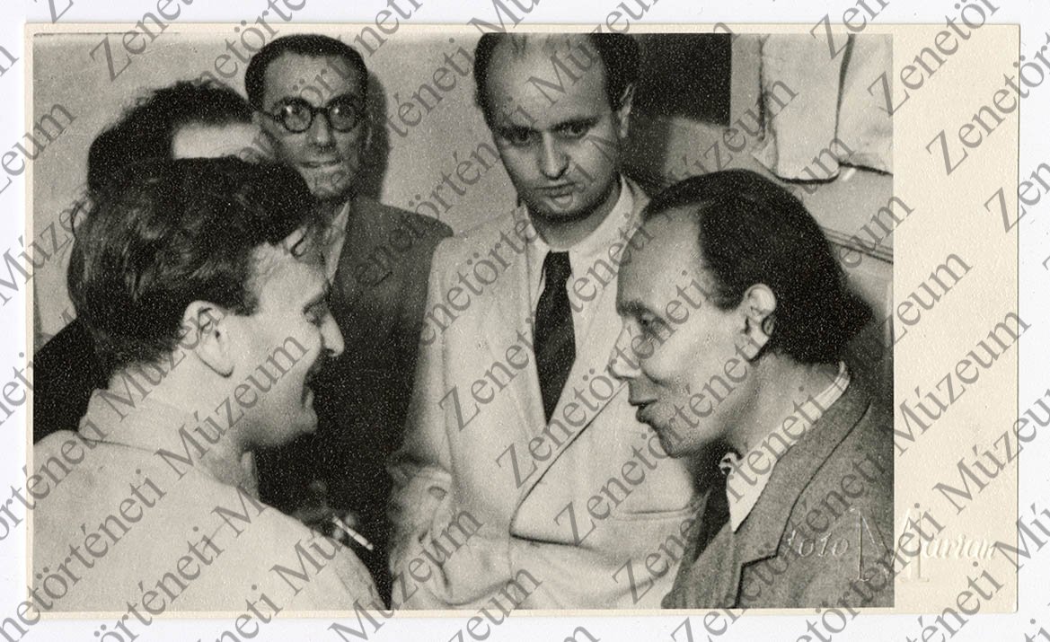 Yehudi Menuhin, Sándor Frigyes, Fricsay Jenő és Rácz Aladár fényképe (ismeretlen CC BY-NC-SA)