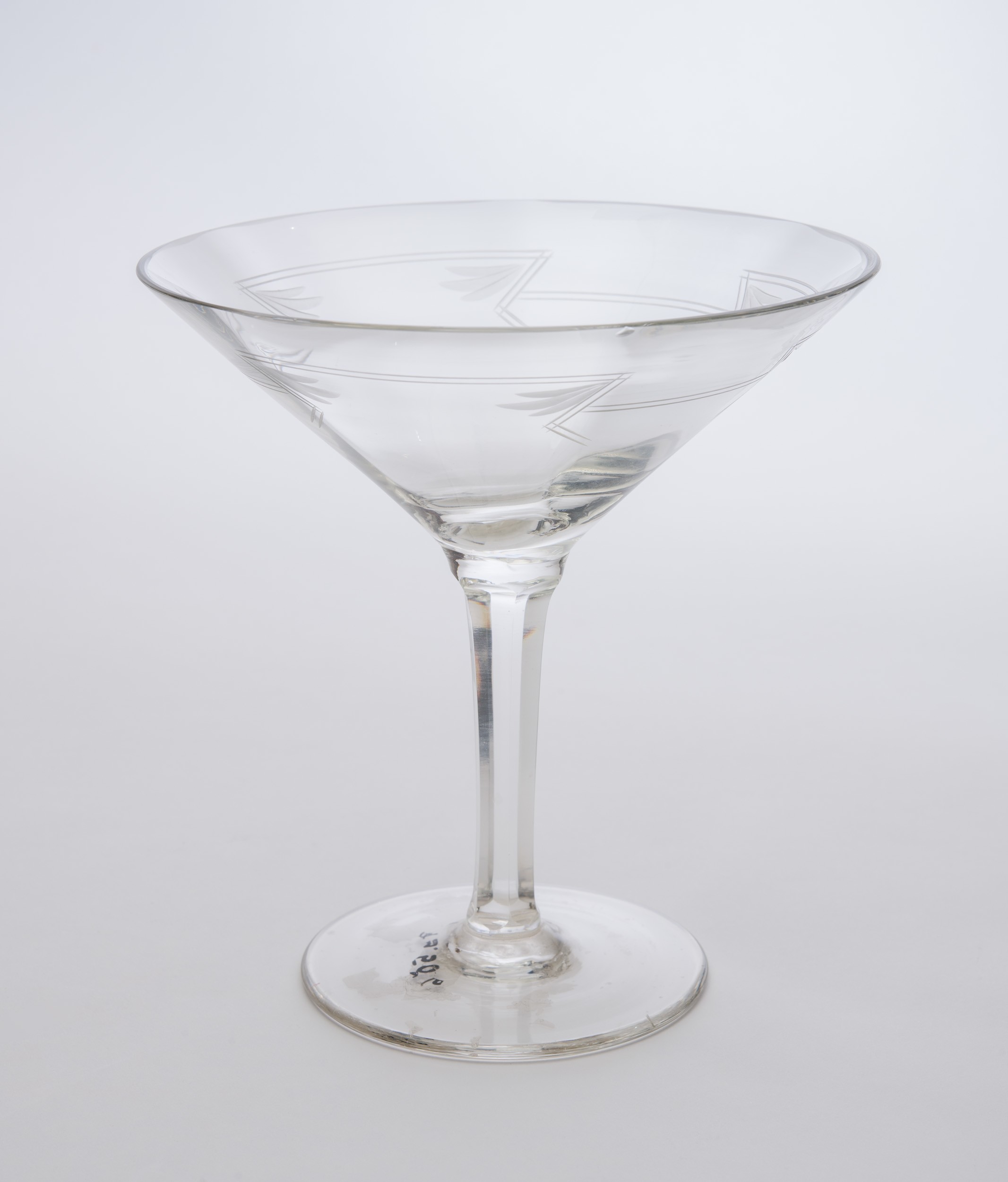 Likőrös pohár (Magyar Kereskedelmi és Vendéglátóipari Múzeum CC BY-NC-SA)