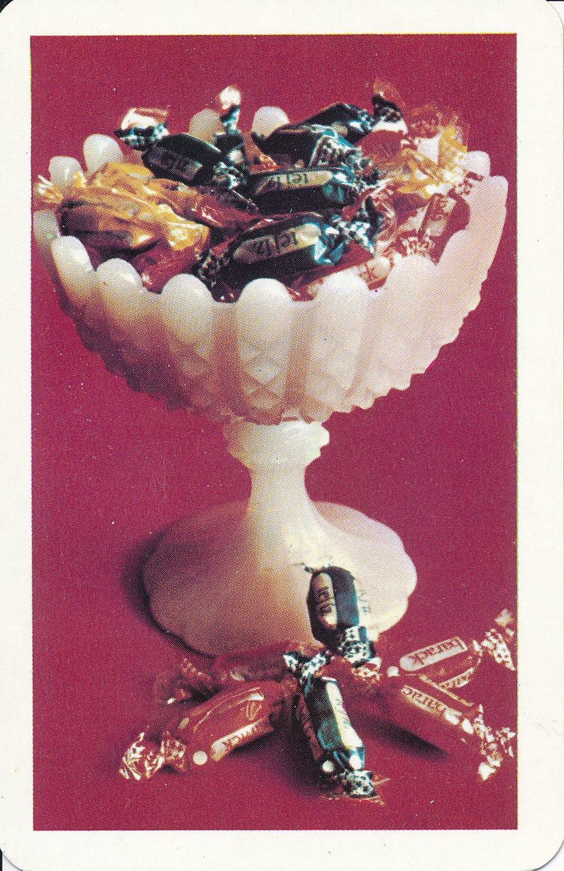 Boldog Új Évet Kíván a Szolnok-Békés megyei Élelmiszer és Vegyiáru Nagykereskedelmi Vállalat kártyanaptár 1979 (Magyar Kereskedelmi és Vendéglátóipari Múzeum CC BY-NC-SA)