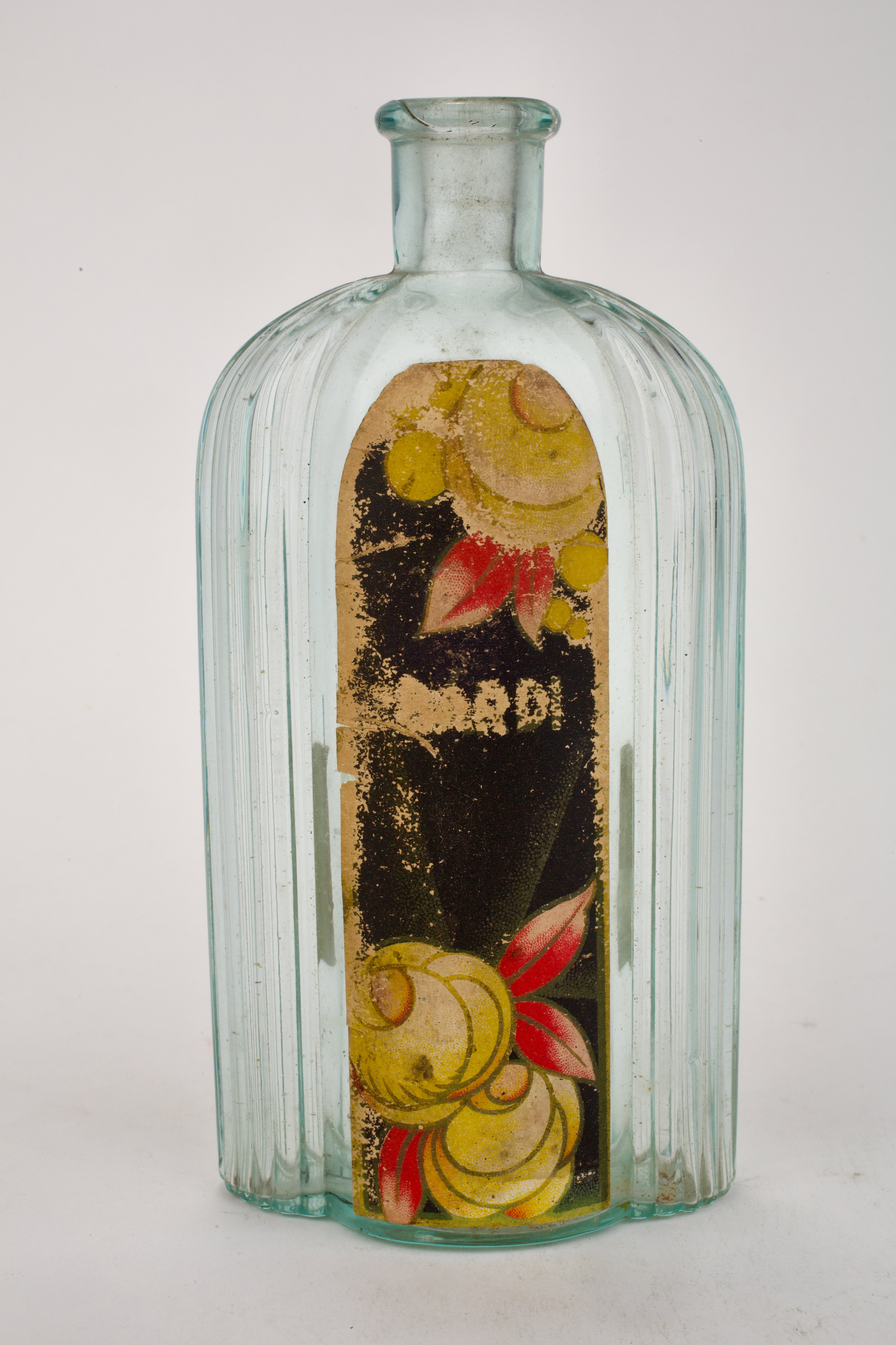 Bárdi kölnis üveg (Magyar Kereskedelmi és Vendéglátóipari Múzeum CC BY-NC-SA)