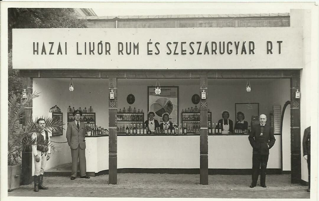 Hazai Likőr- Rum- és Szeszárugyár (Angyalföldi Helytörténeti Gyűjtemény CC BY-NC-SA)