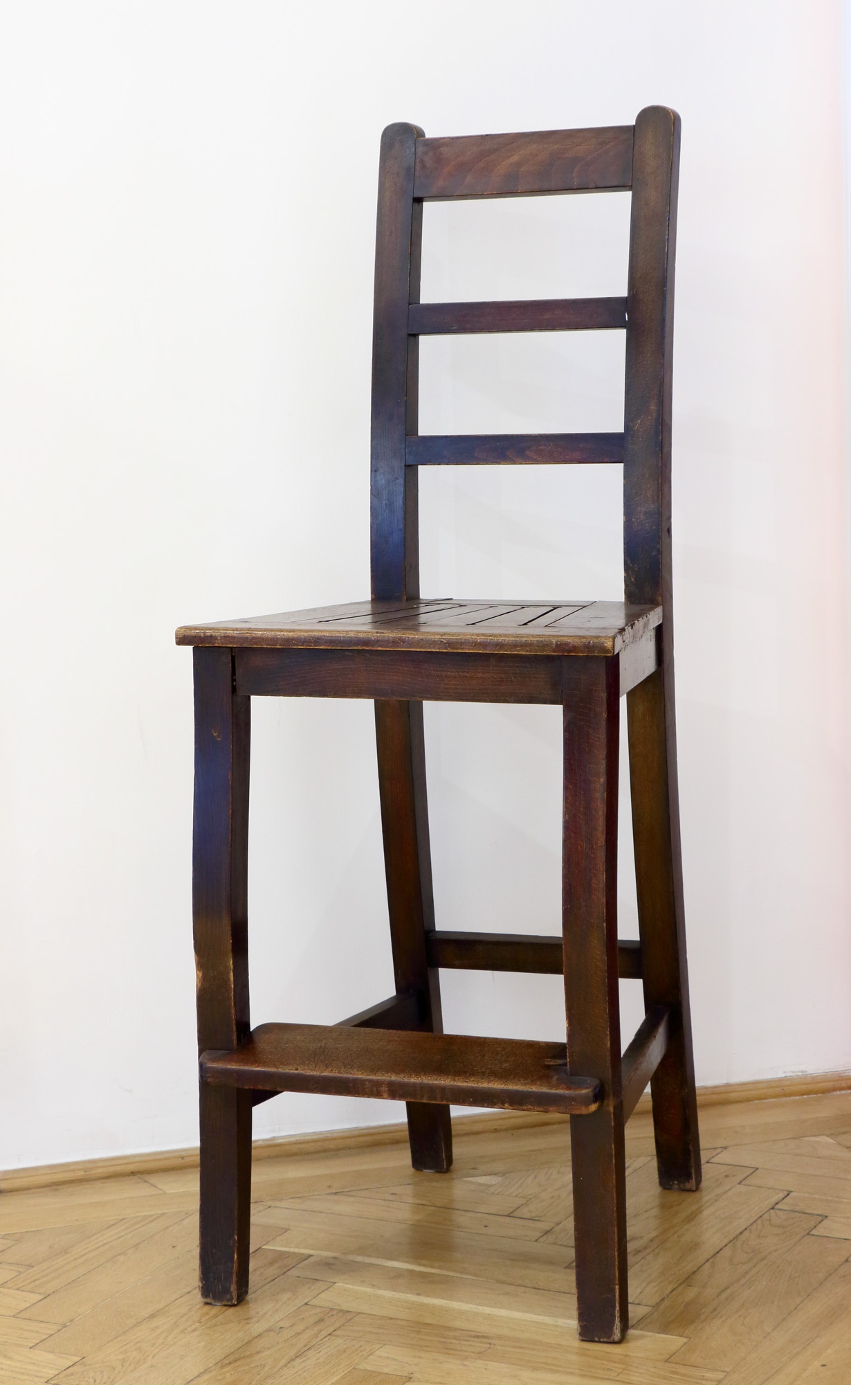 Távírász szék, Hughes betűíró távíróhoz (Postamúzeum CC BY-NC-SA)