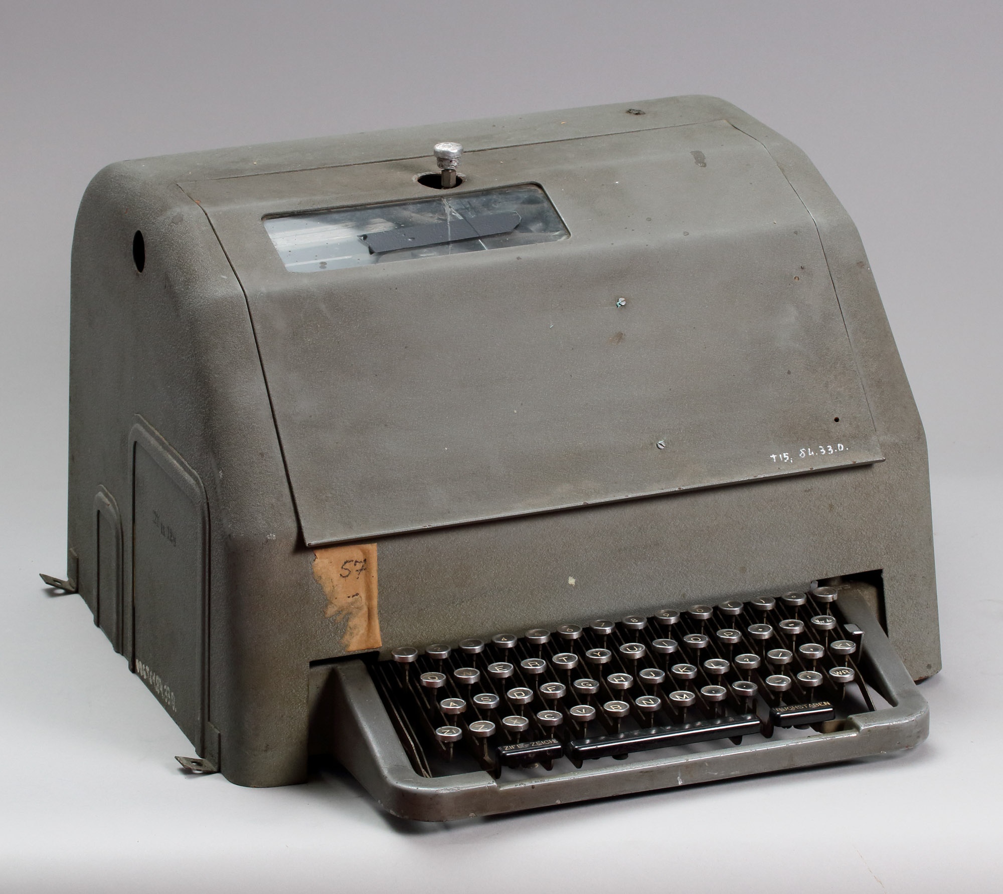 Távgépíró, Olivetti T2 ZN (szalagos) (Postamúzeum CC BY-NC-SA)