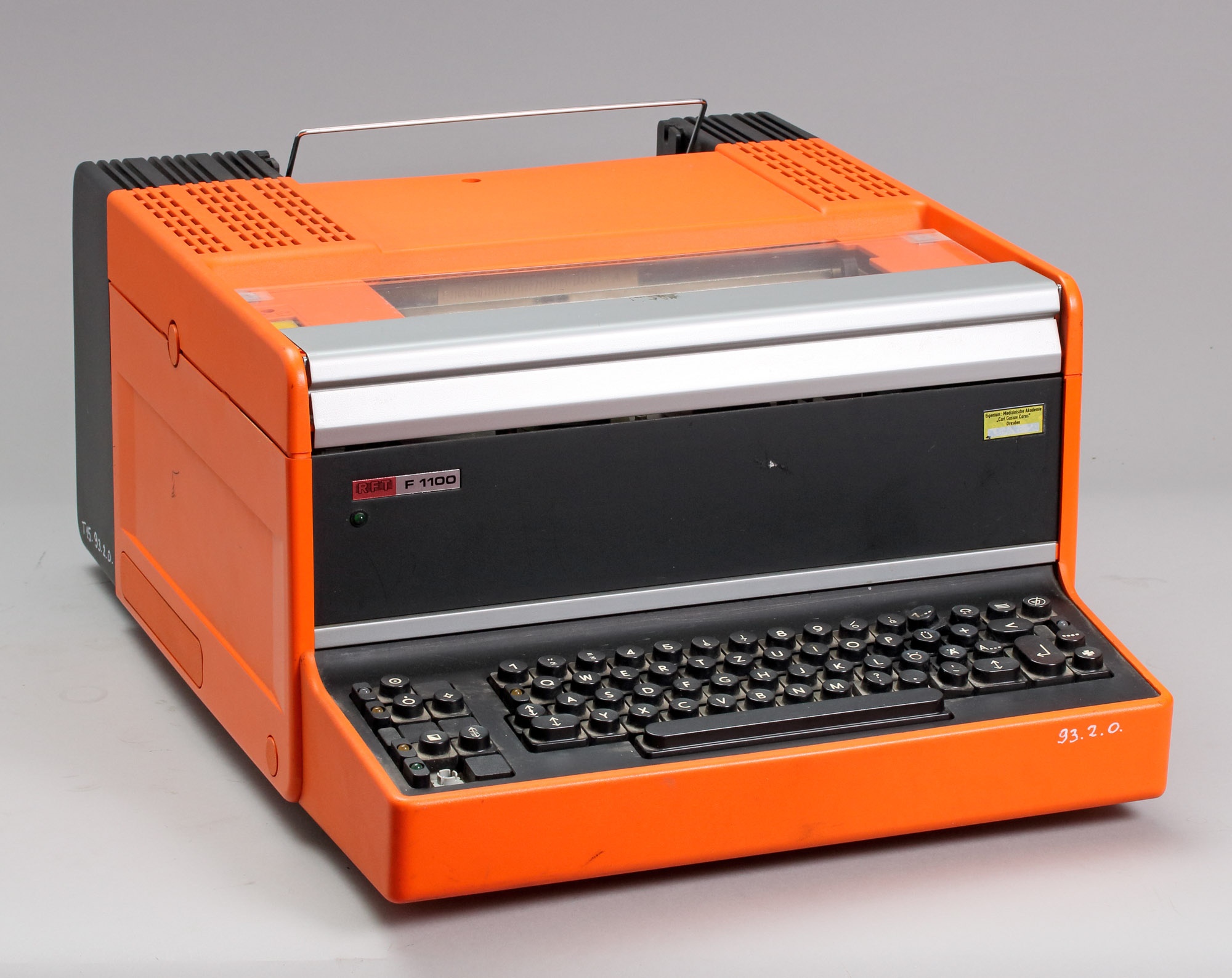 Távgépíró, RFT F 1100 (Postamúzeum CC BY-NC-SA)