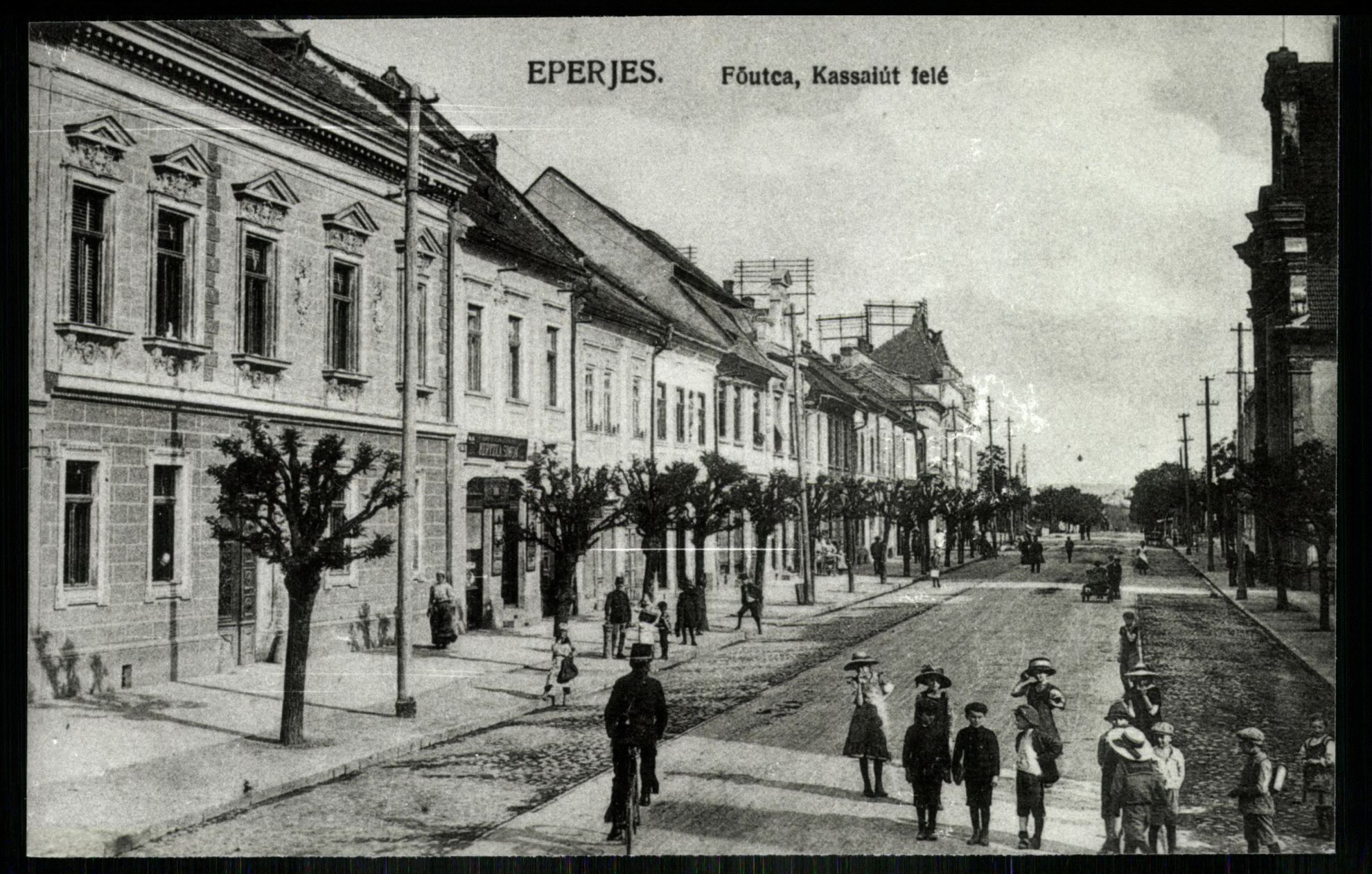 Eperjes; Fő utca, Kassai út felé (Magyar Kereskedelmi és Vendéglátóipari Múzeum CC BY-NC-ND)
