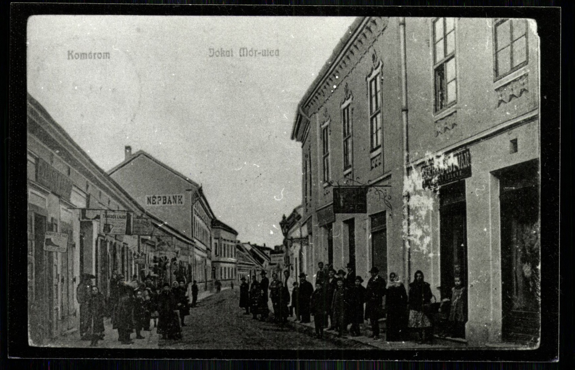 Komárom; Jókai Mór utca (Magyar Kereskedelmi és Vendéglátóipari Múzeum CC BY-NC-ND)