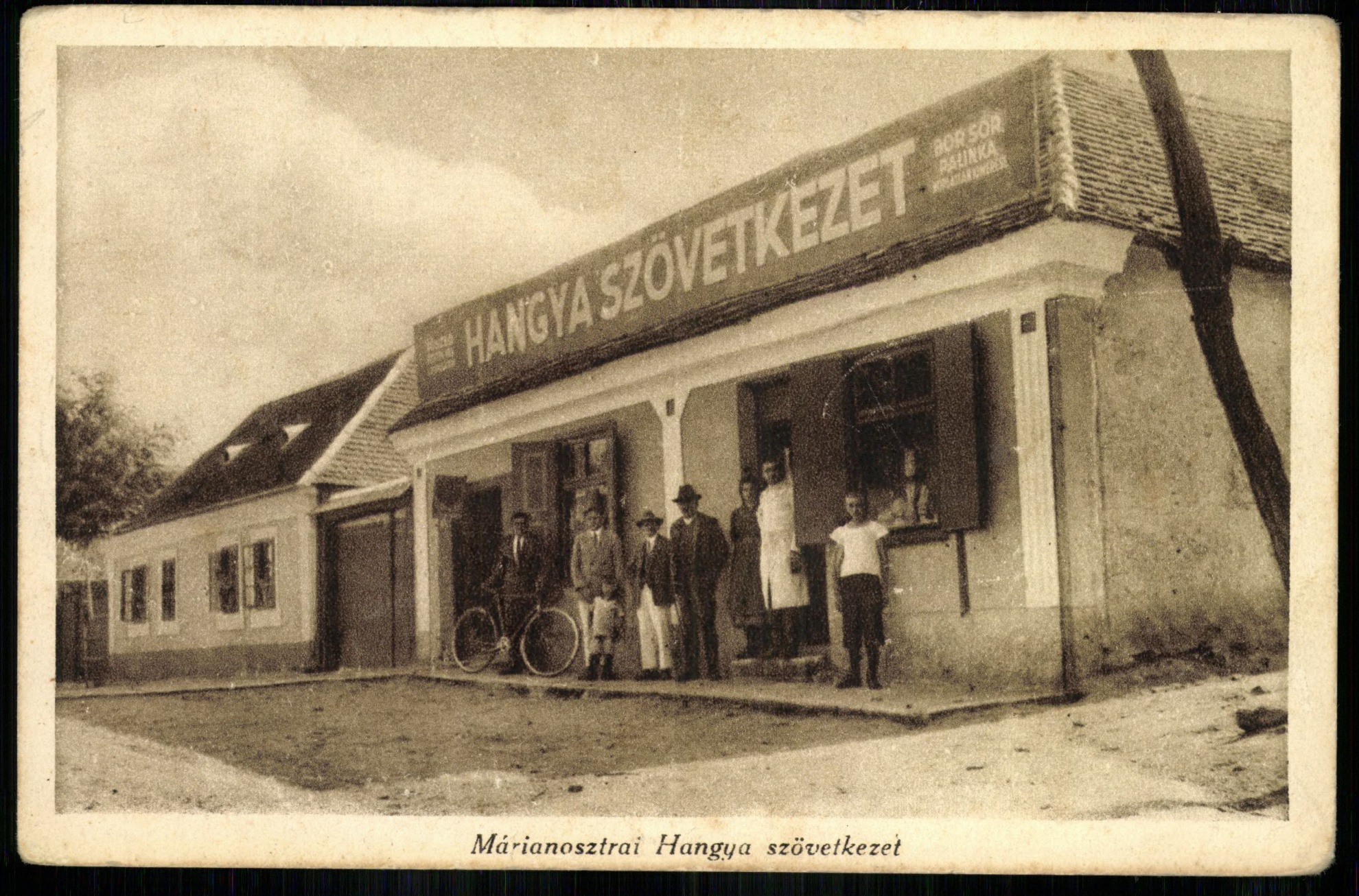 Márianosztra; Hangya szövetkezet (Magyar Kereskedelmi és Vendéglátóipari Múzeum CC BY-NC-ND)