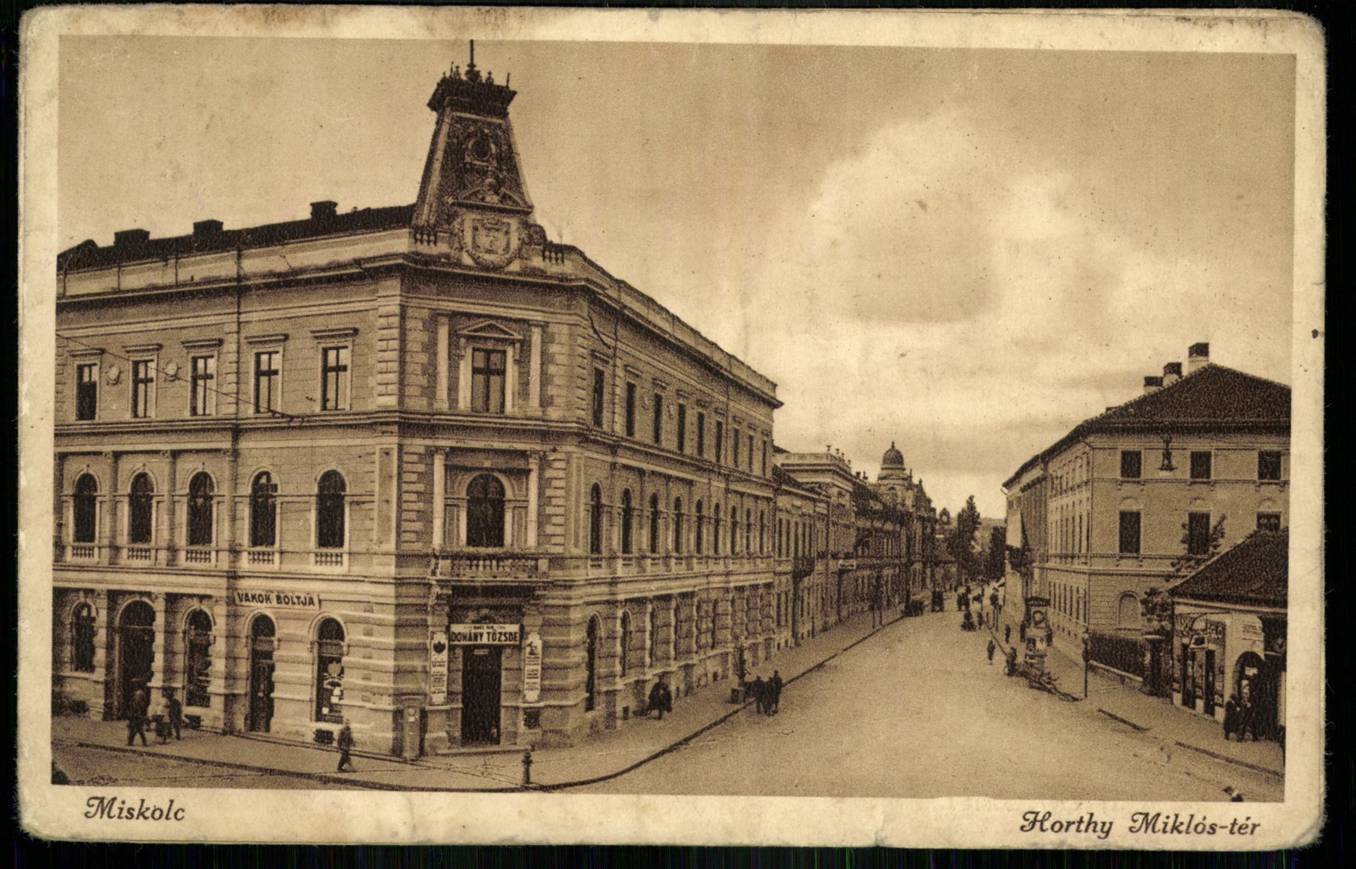 Miskolc; Horthy Miklós tér (Magyar Kereskedelmi és Vendéglátóipari Múzeum CC BY-NC-ND)
