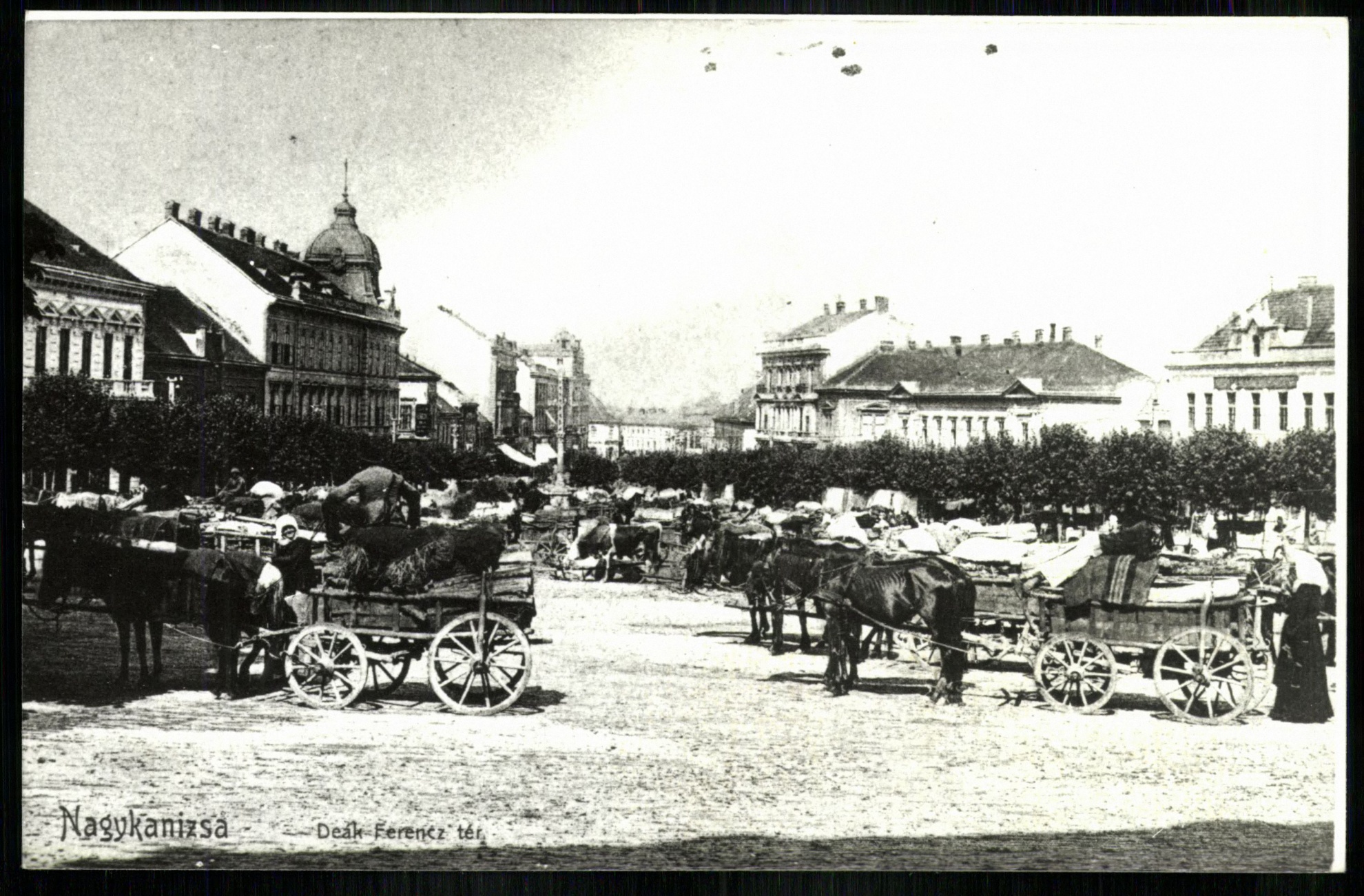 Nagykanizsa; Deák Ferenc tér (Magyar Kereskedelmi és Vendéglátóipari Múzeum CC BY-NC-ND)